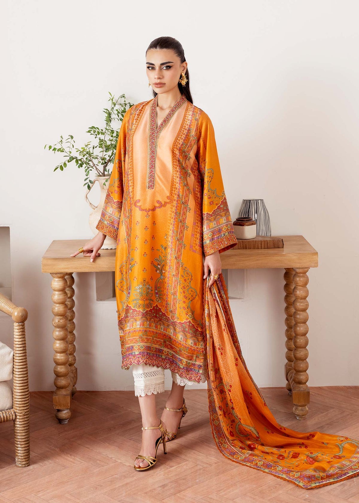 KANWAL MALIK SILK - KIRA