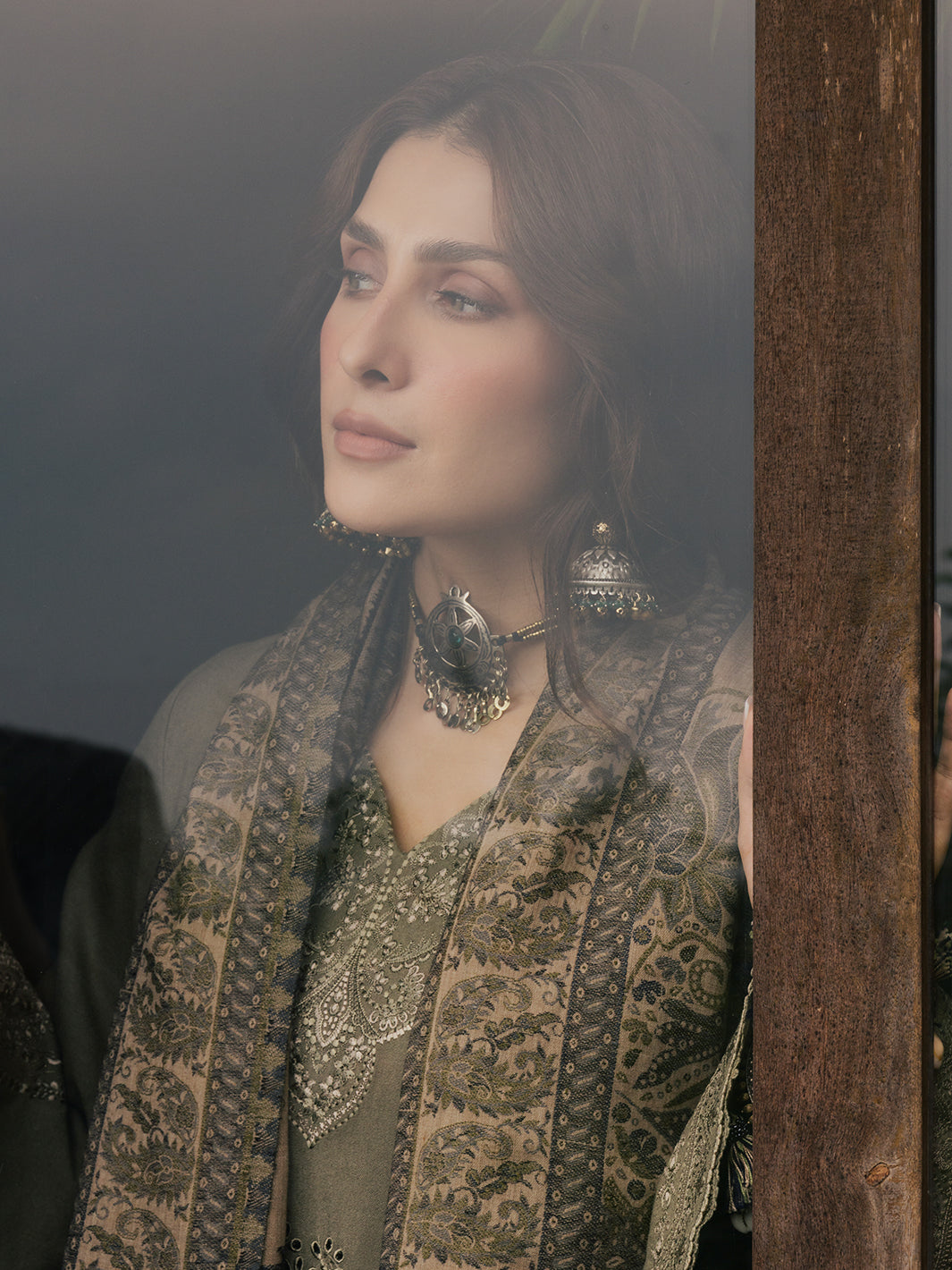 Izel RUKH Musafir Winter '26 stitched Pakistani designer outfit look 11