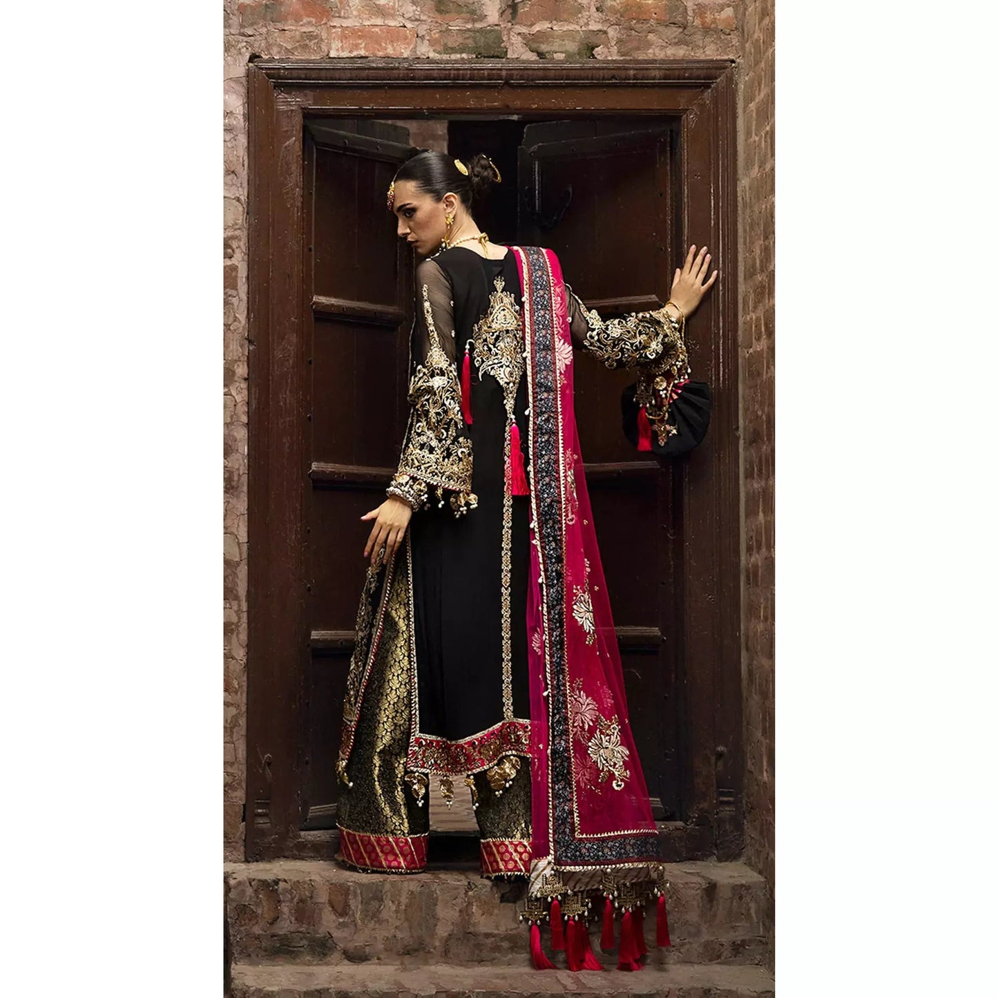 Anaya | Kamiar Rokni Anahita | AKW22-01 AYLIN