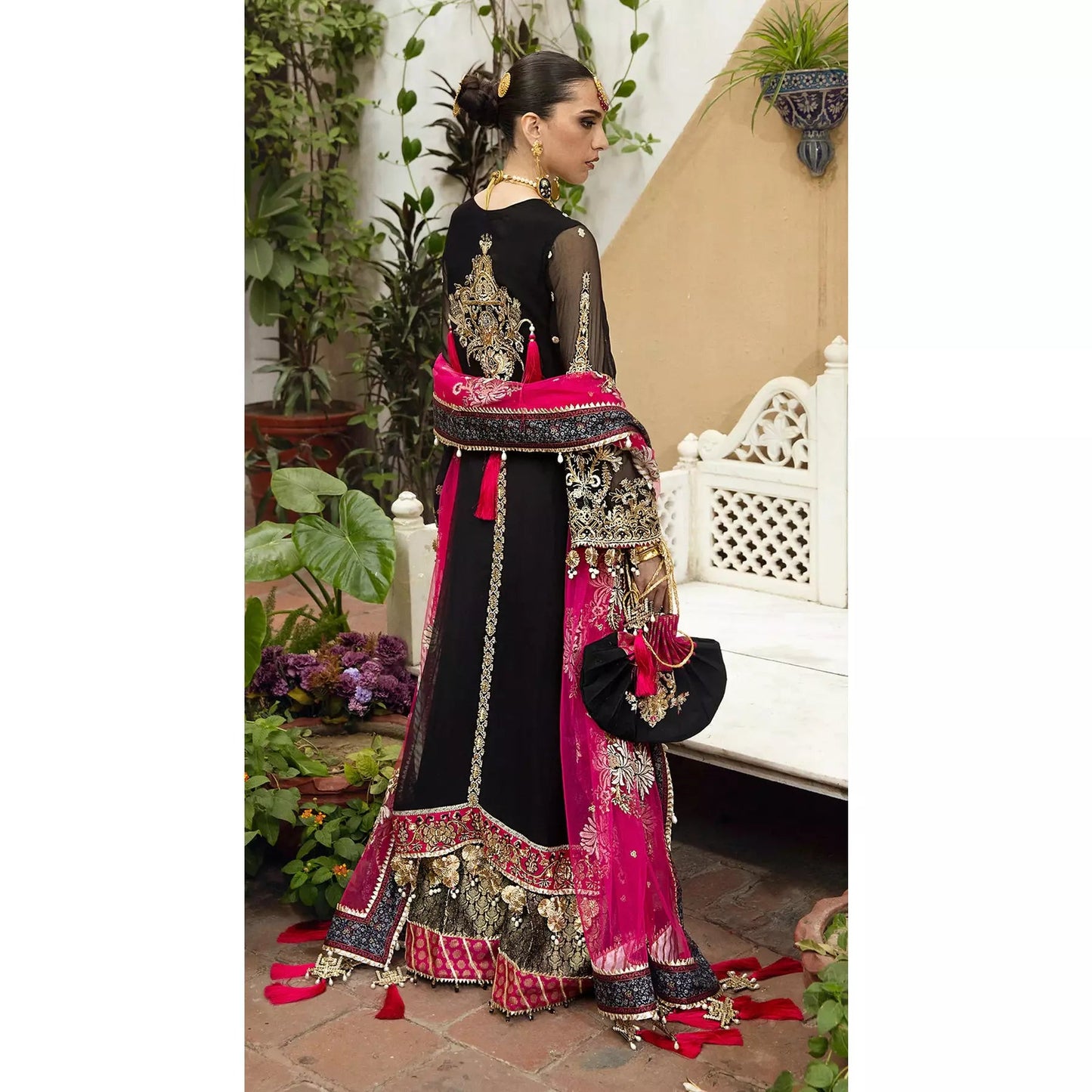 Anaya | Kamiar Rokni Anahita | AKW22-01 AYLIN