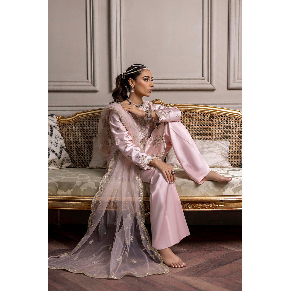 Nuriyaa | Rozanne Luxe Formals | IRENE