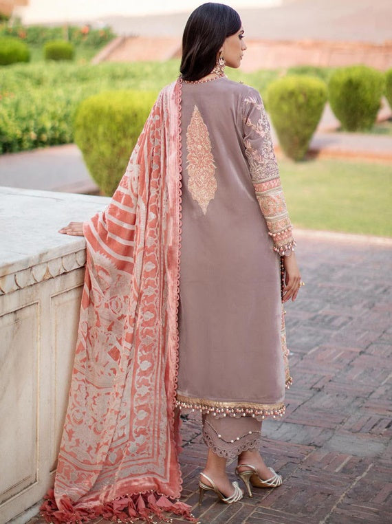 Sana Safinaz Winter Luxury Collection 2022 (D-02)