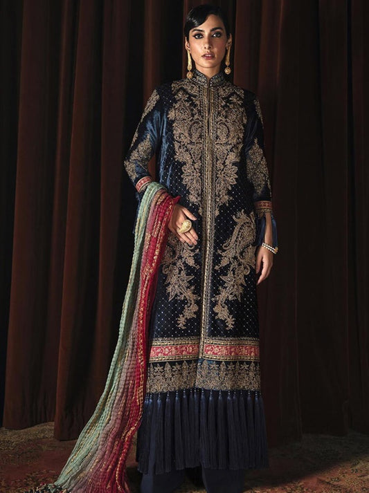 Sana Safinaz Winter Luxury Collection 2022 (D-06)
