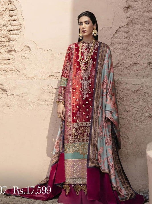 Sana Safinaz Winter Luxury Collection 2022 (D-07)