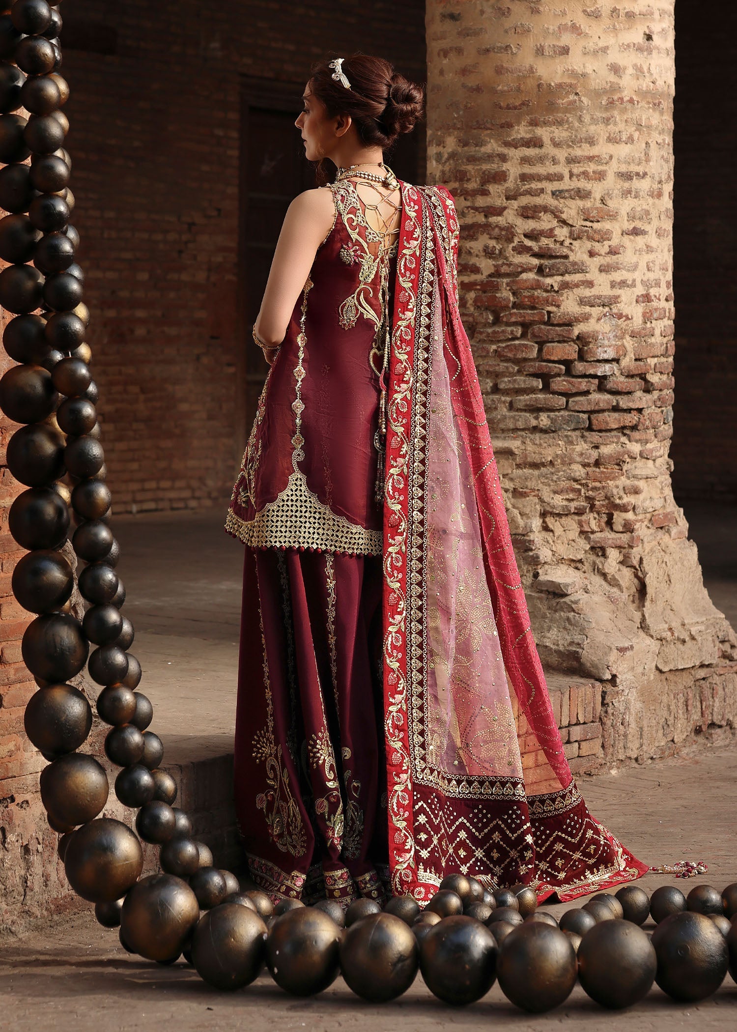 Crimson NAZO Jhilmil Wedding Unstitched '26 Pakistani designer outfit look 4