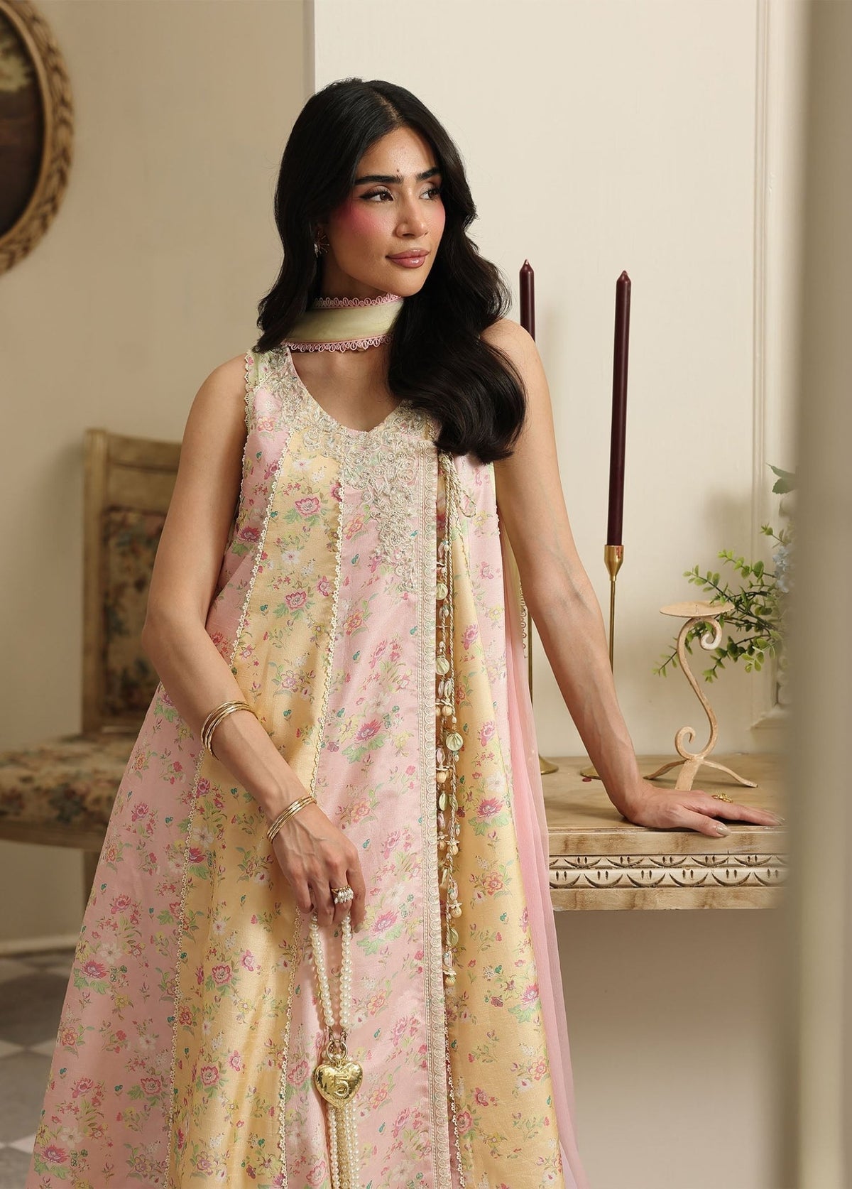 KANWAL MALIK | LIORA