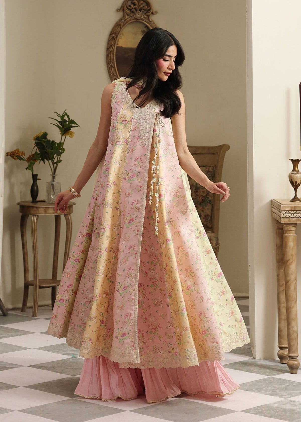 KANWAL MALIK | LIORA