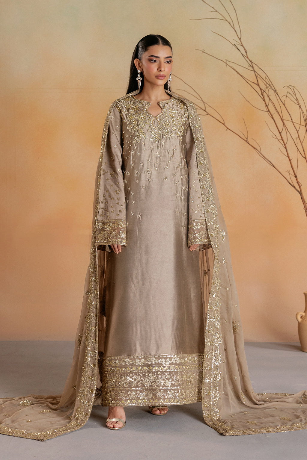 Emaan Adeel ODETTE Elara Sheesha Silk Pakistani designer outfit look 2