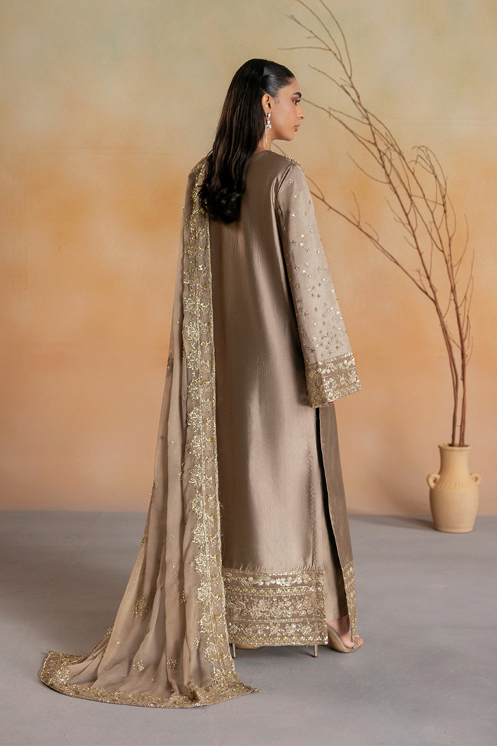 Emaan Adeel ODETTE Elara Sheesha Silk Pakistani designer outfit look 3