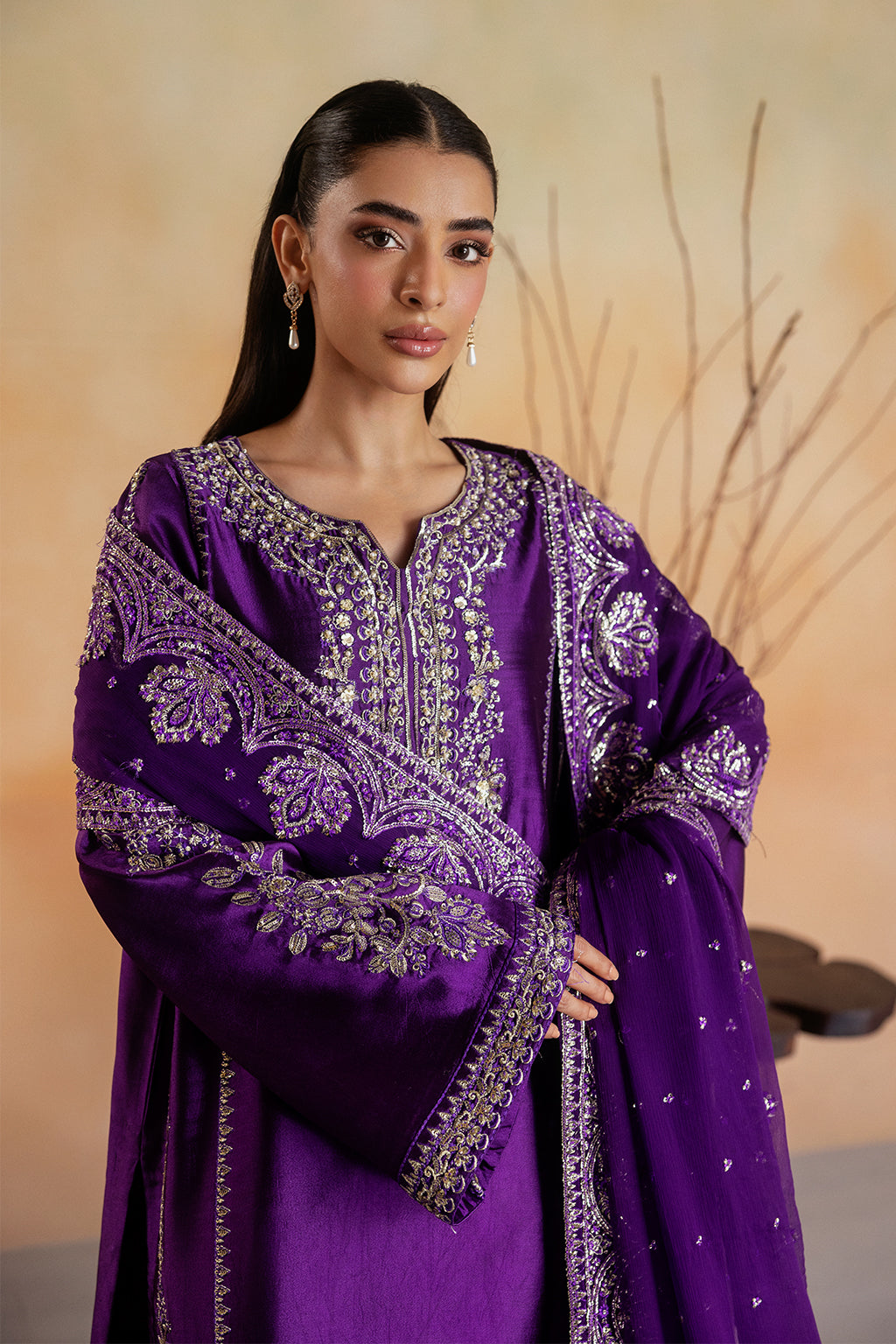 Emaan Adeel EVERLY Elara Sheesha Silk Pakistani designer outfit look 4