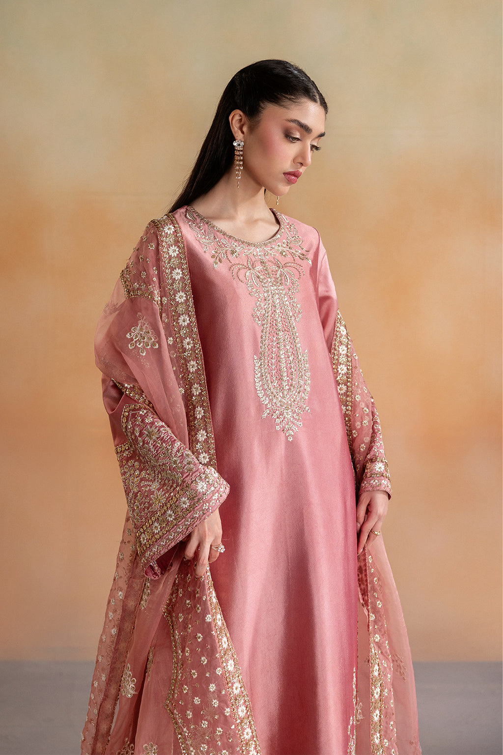Emaan Adeel SIENNA Elara Sheesha Silk Pakistani designer outfit look 5