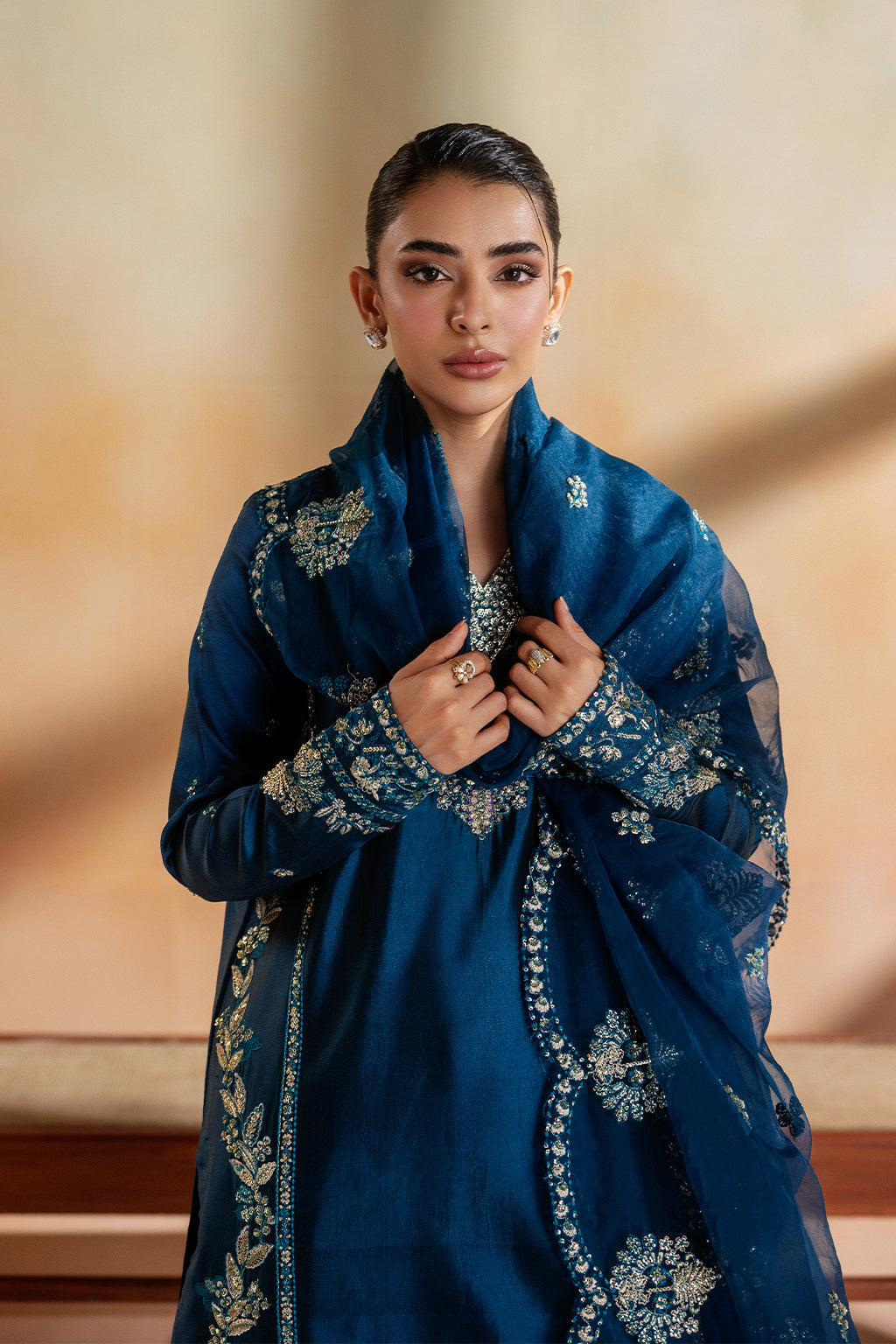 Emaan Adeel EDEN Elara Sheesha Silk Pakistani designer outfit look 4