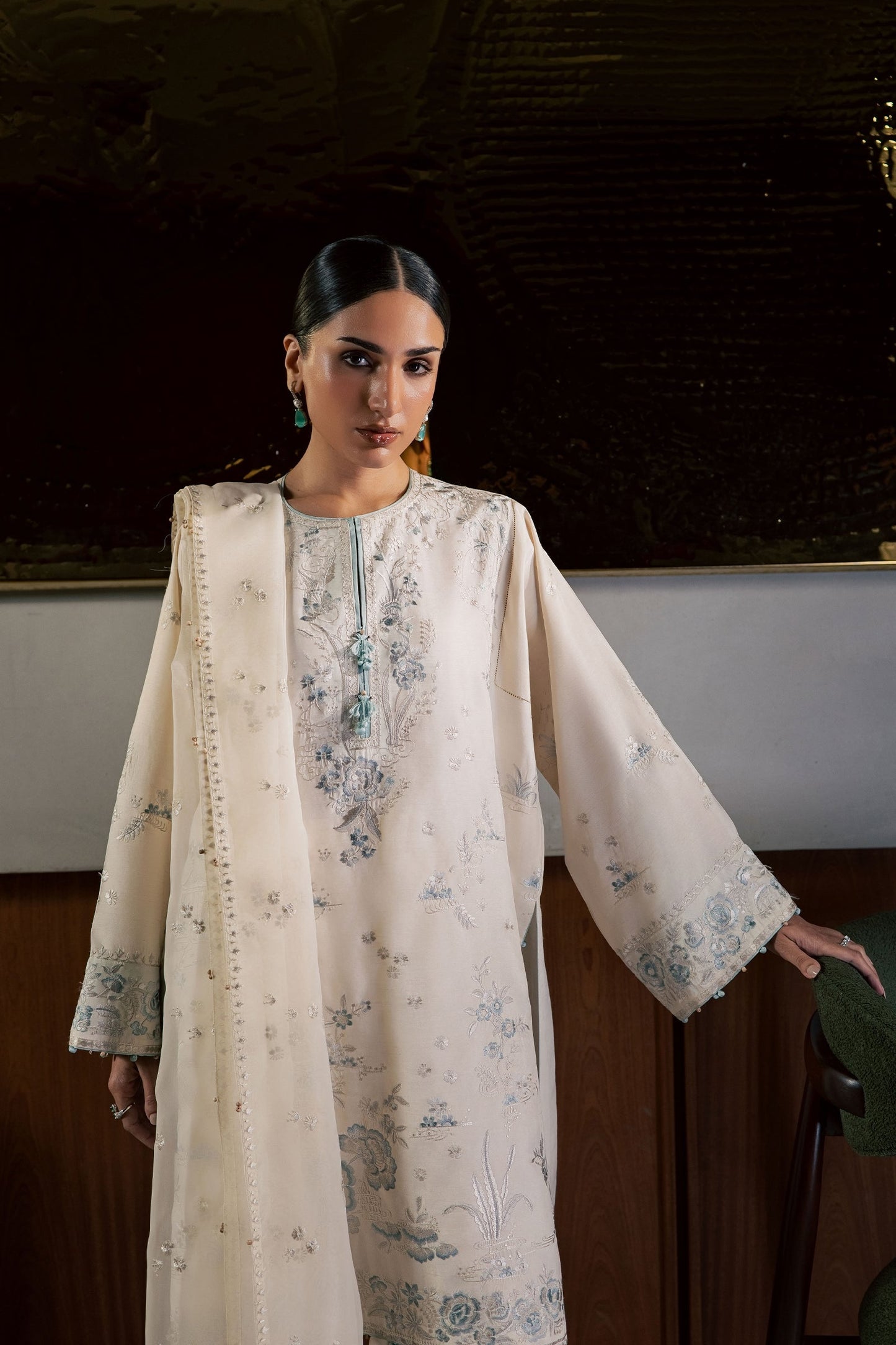 Zaha LUMI (ZRW-21700) Silk Fall '26 Pret Pakistani designer outfit look 4