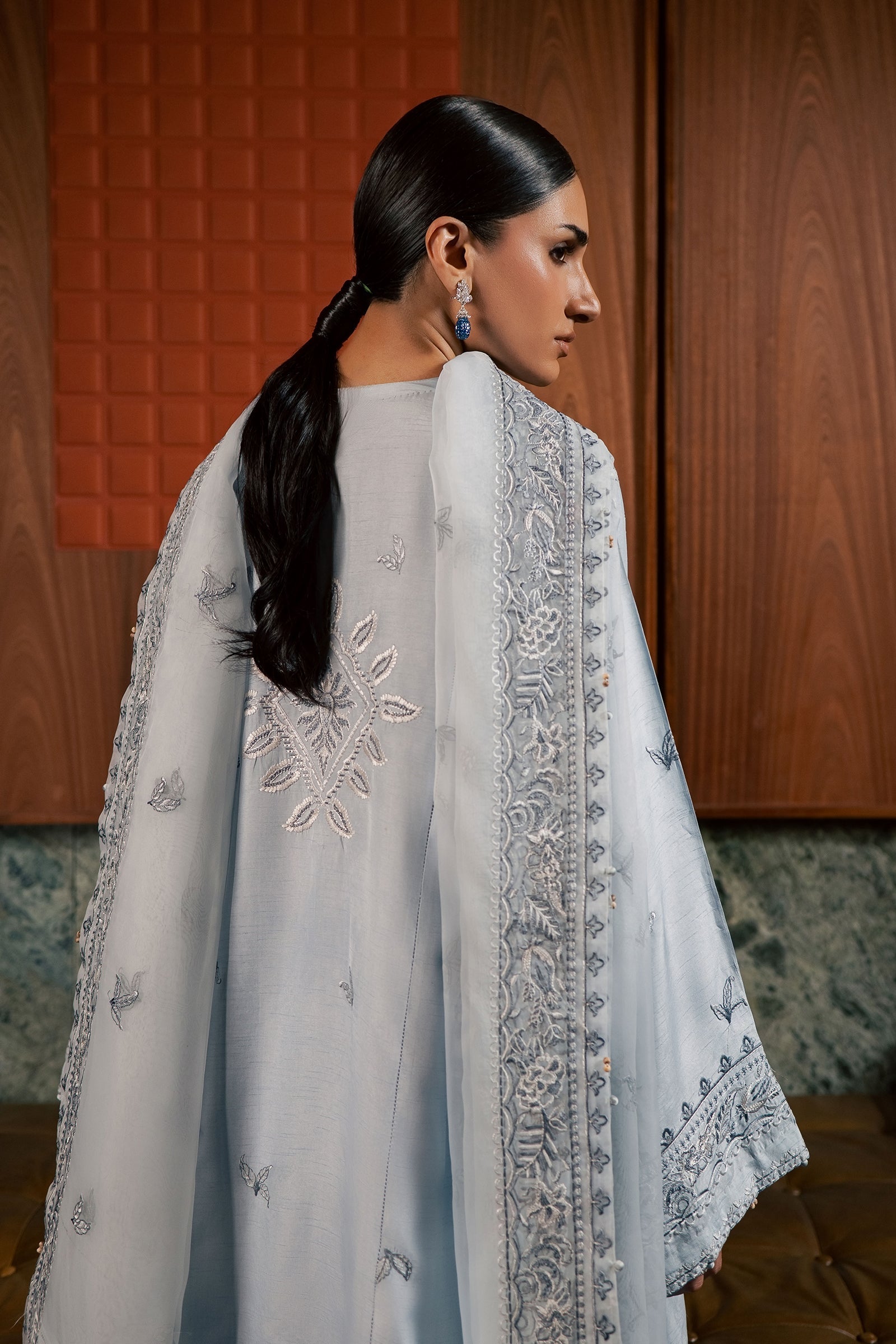 Zaha ÉLÉA (ZRW-21701) Silk Fall '26 Pret Pakistani designer outfit look 5