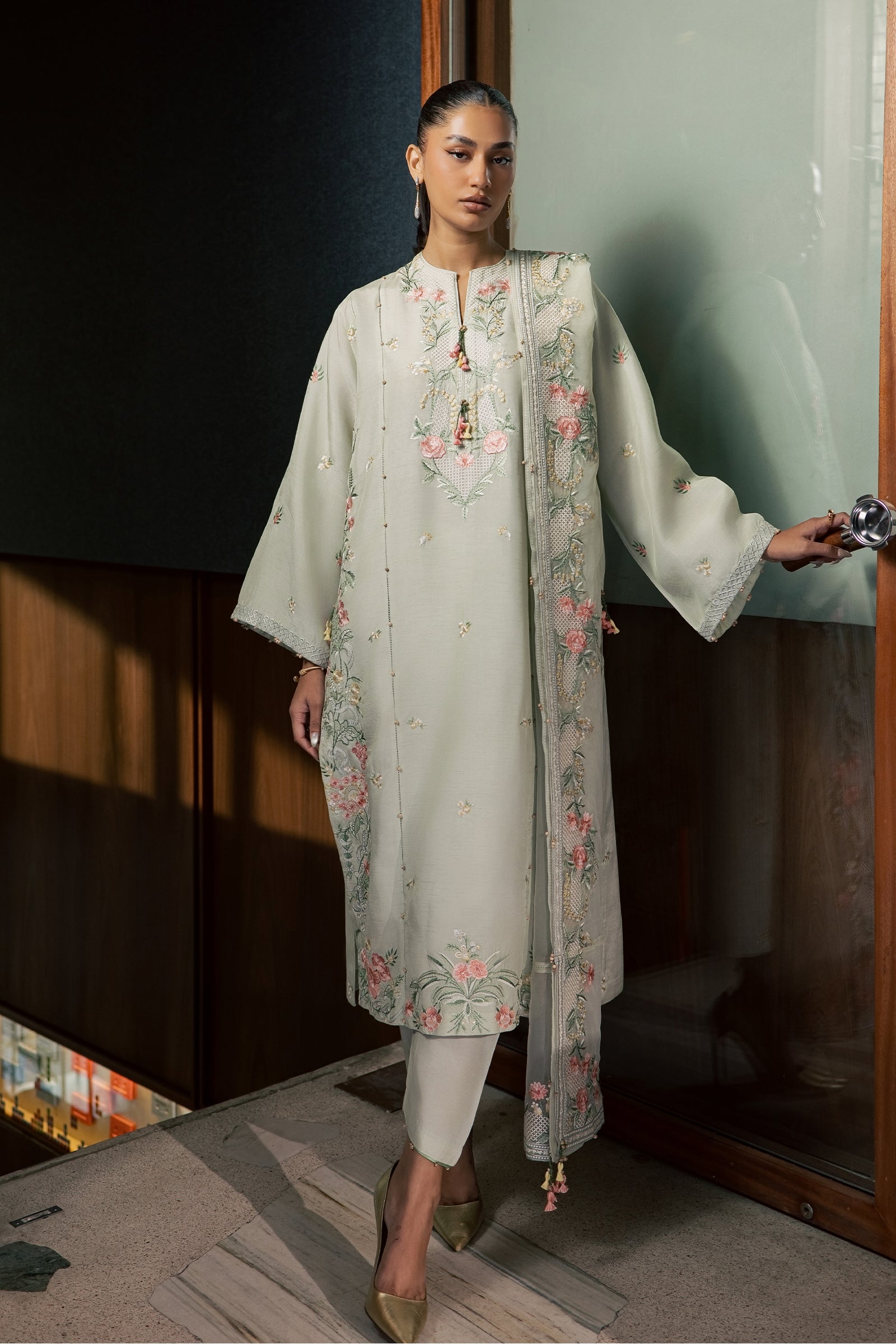 Zaha SERA (ZRW-21699) Silk Fall '26 Pret Pakistani designer outfit look 1
