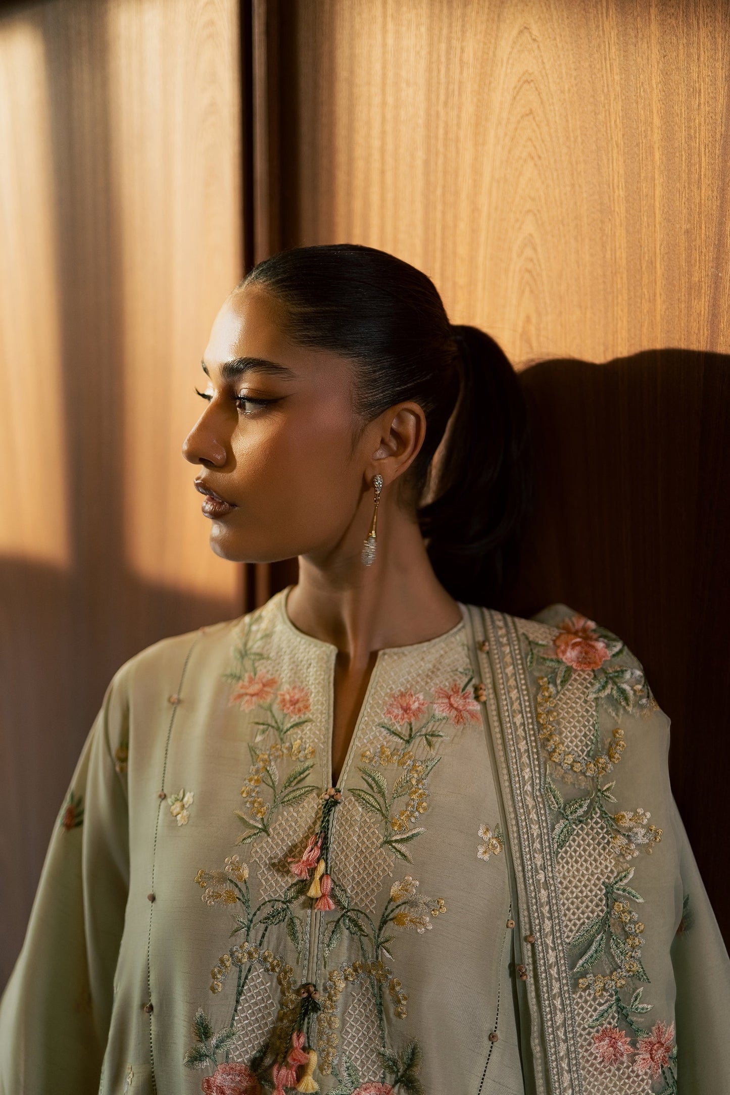 Zaha SERA (ZRW-21699) Silk Fall '26 Pret Pakistani designer outfit look 4