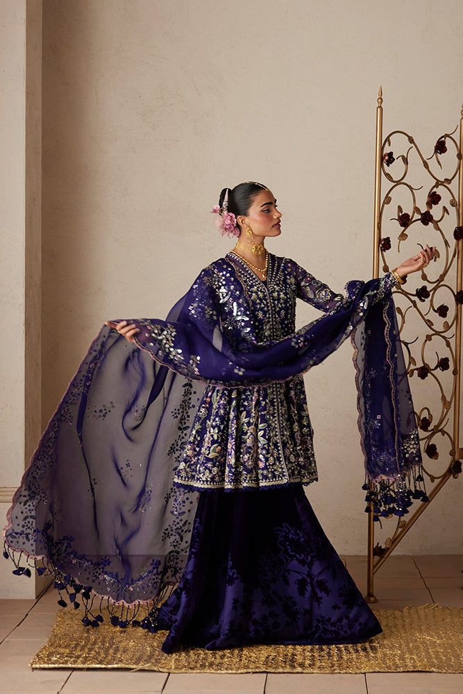 Suffuse Anoush violet detail 5