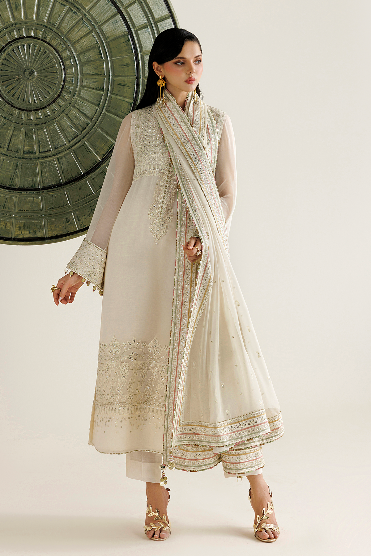 Jazmin EMBROIDERED CHIFFON UC-3135 Mirelle Luxury Formals '26 Pret Pakistani designer outfit look 5