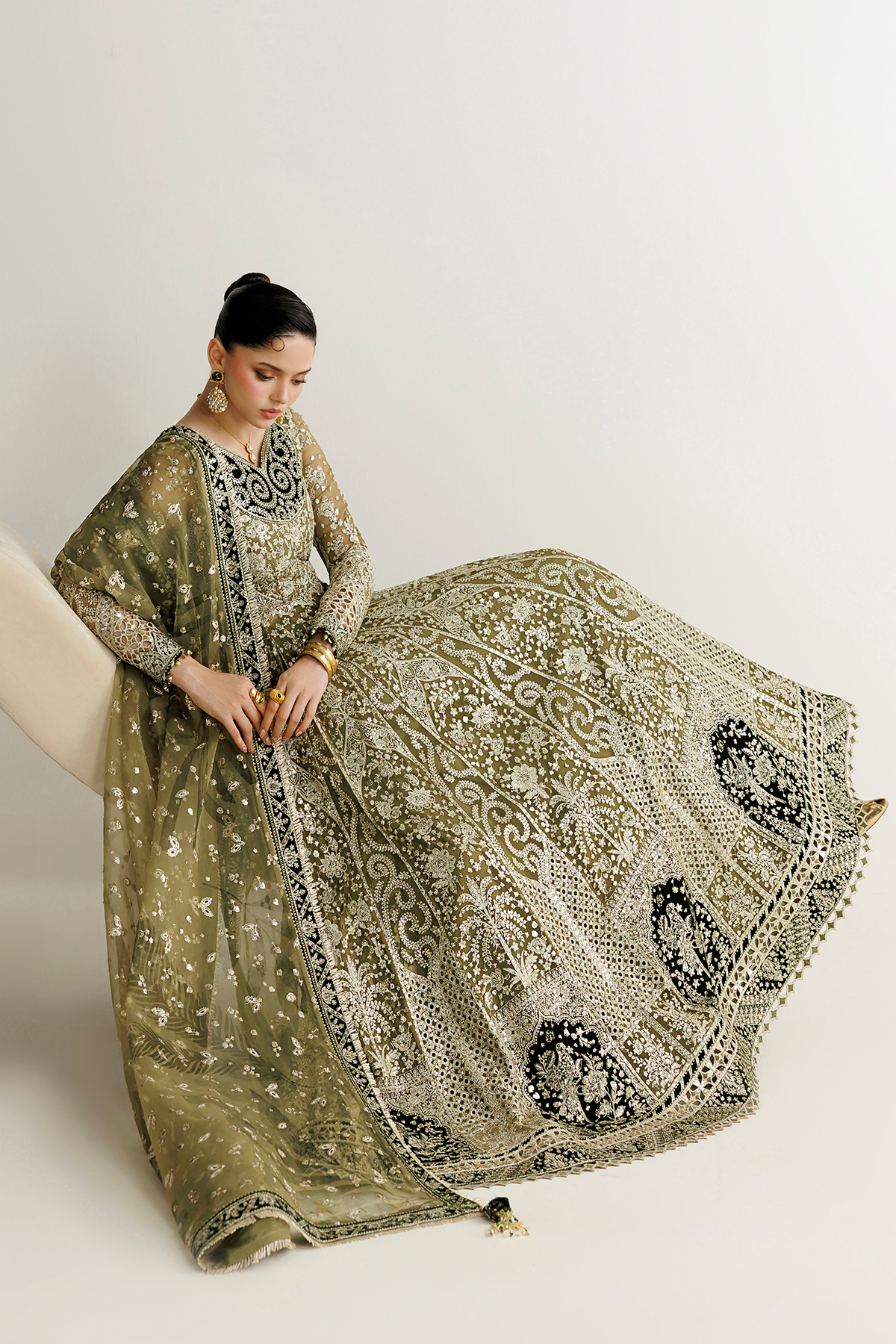 Jazmin EMBROIDERED CHIFFON UC-3141 Mirelle Luxury Formals '26 Pret Pakistani designer outfit look 1