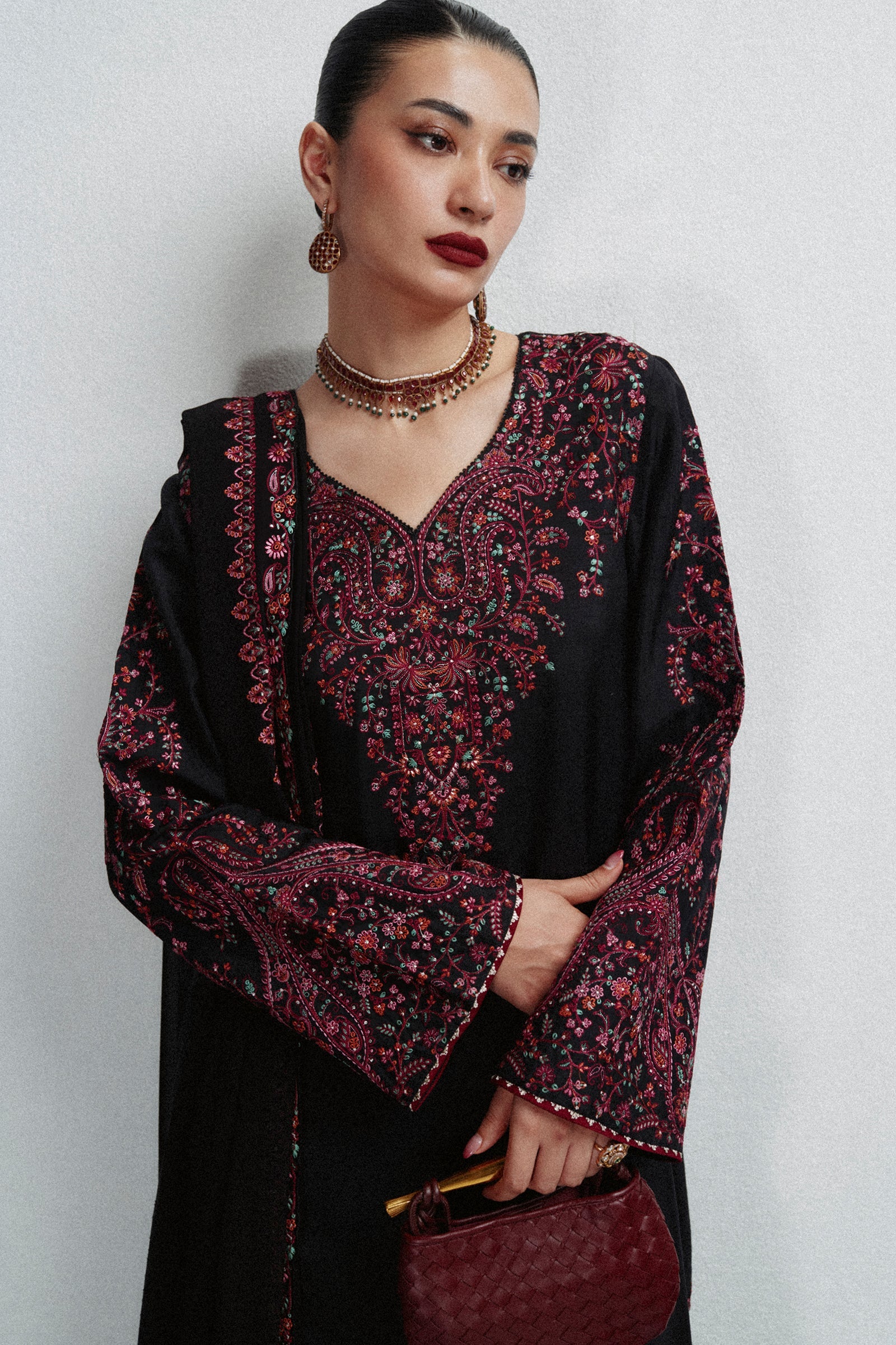 Zara Shahjahan Crimson Winter Festive 2026 Pret Pakistani designer outfit look 2