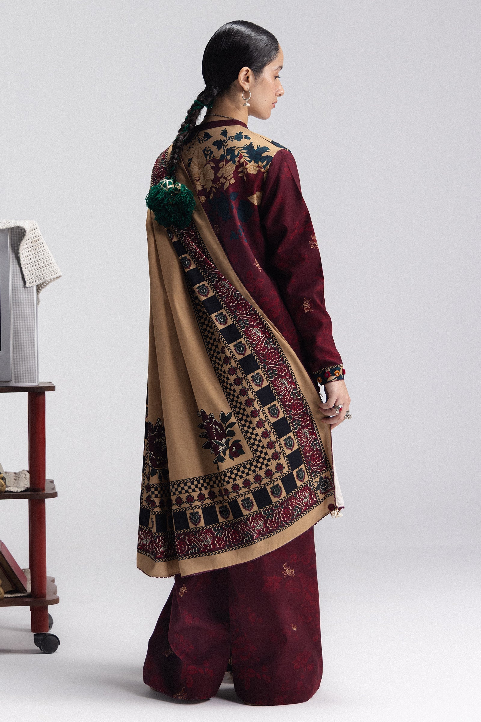 Coco By Zara Shahjahan Iris-8A Coco By Zara Shahjahan | Prints Winter V4 '26 image 2
