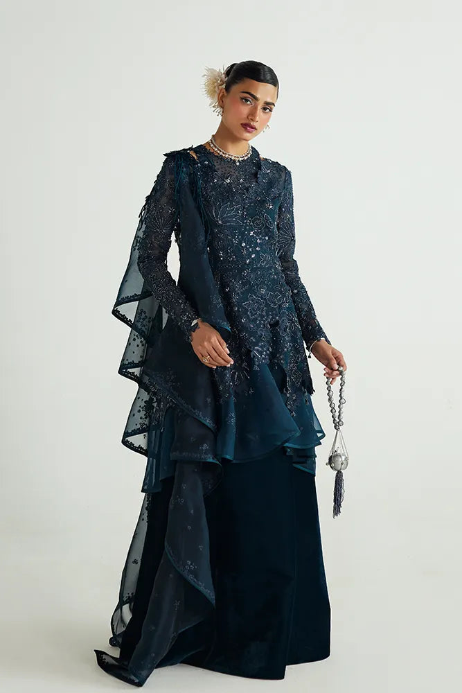 Suffuse Simorah teal blue detail 6