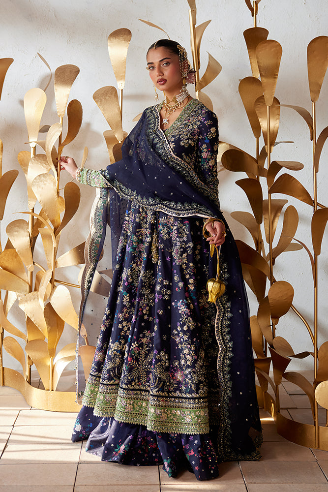 Suffuse Delina midnight blue detail 3