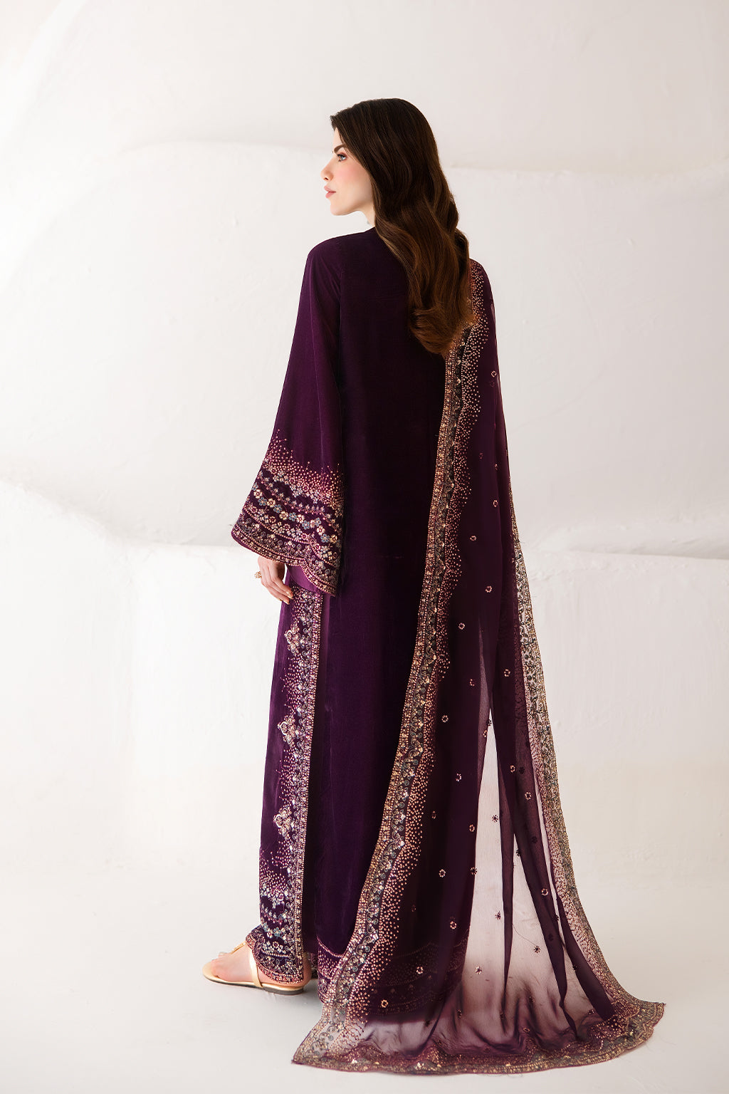 Emaan Adeel Cecilia Emaan Adeel | The Velvet Affair '26 image 7