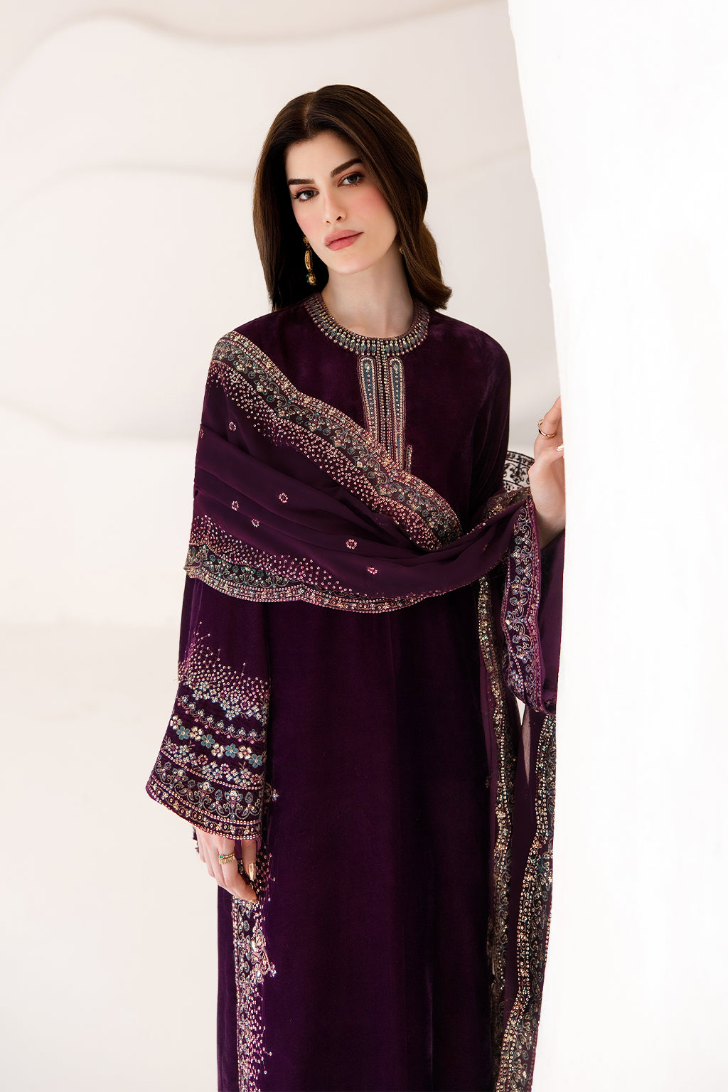 Emaan Adeel Cecilia Emaan Adeel | The Velvet Affair '26 image 2