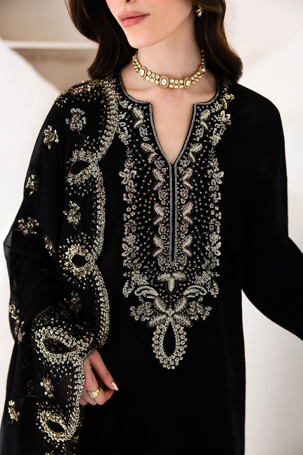 Emaan Adeel Vera Emaan Adeel | The Velvet Affair '26 image 3