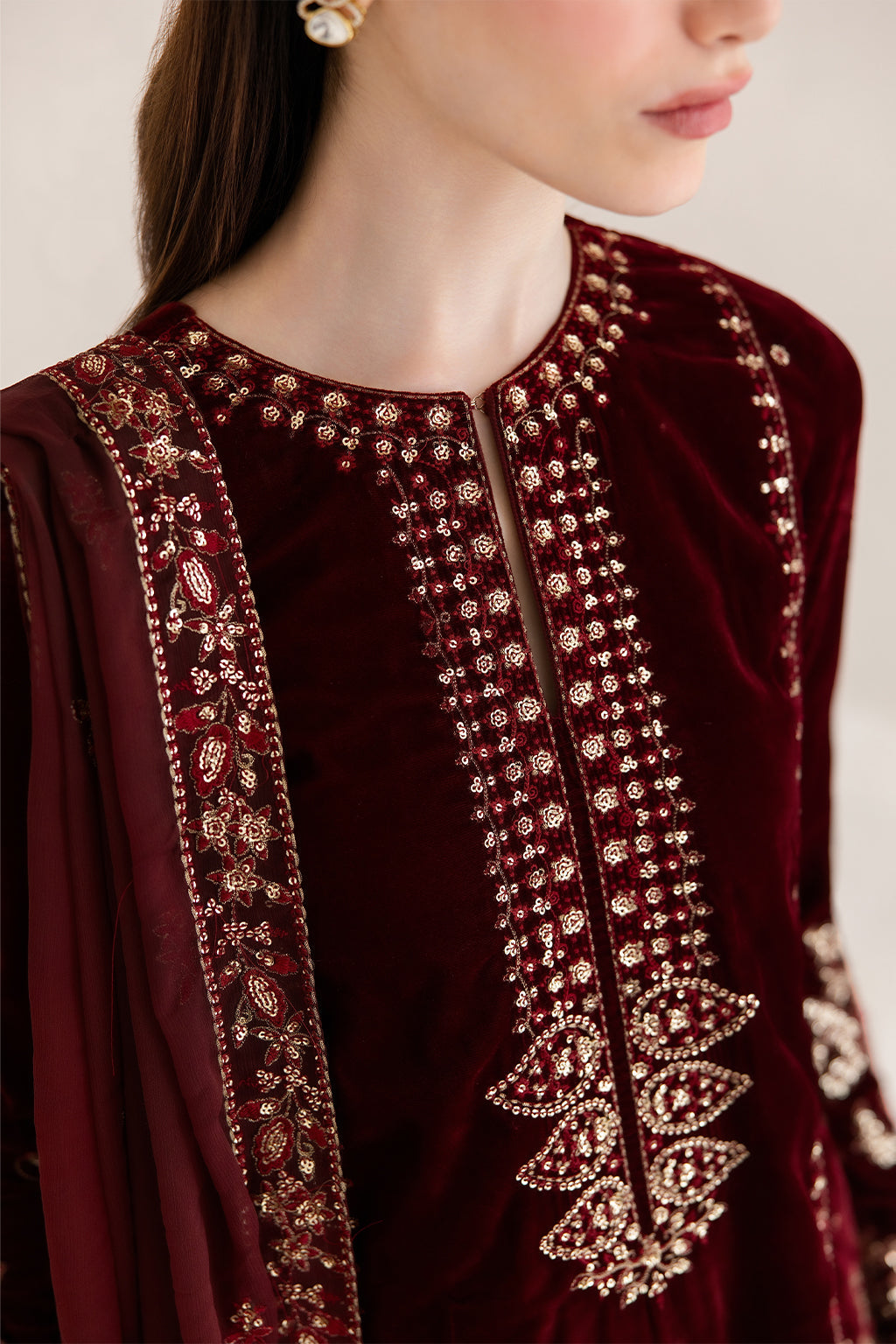 Emaan Adeel Corinne Emaan Adeel | The Velvet Affair '26 image 4