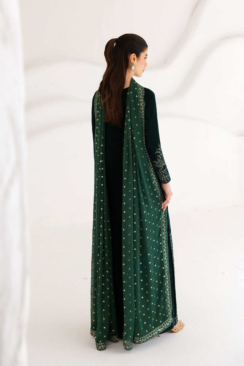 Emaan Adeel Amerotte Emaan Adeel | The Velvet Affair '26 image 3