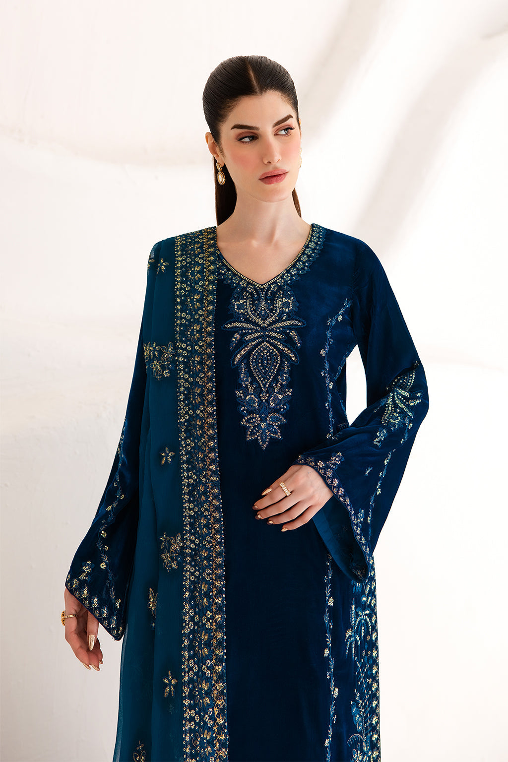 Emaan Adeel Evanthe Emaan Adeel | The Velvet Affair '26 image 2