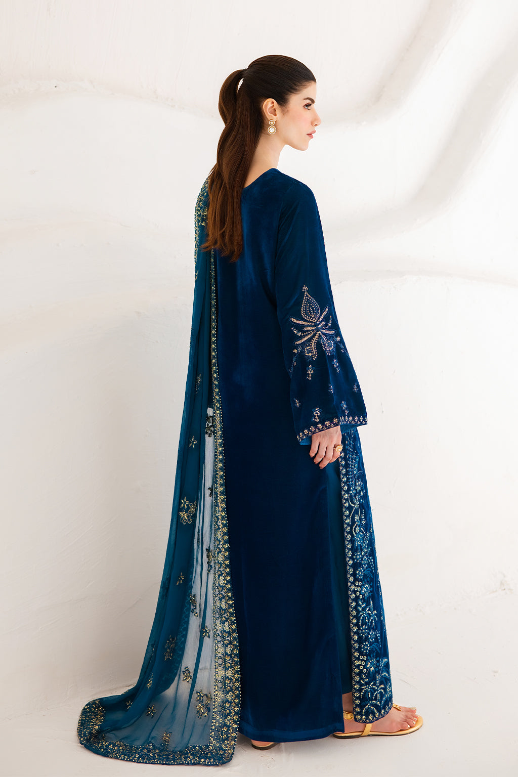 Emaan Adeel Evanthe Emaan Adeel | The Velvet Affair '26 image 5