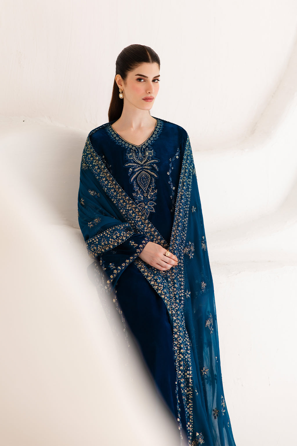 Emaan Adeel Evanthe Emaan Adeel | The Velvet Affair '26 image 6