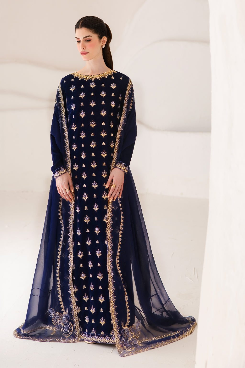 Emaan Adeel Esmeray Emaan Adeel | The Velvet Affair '26 image 6