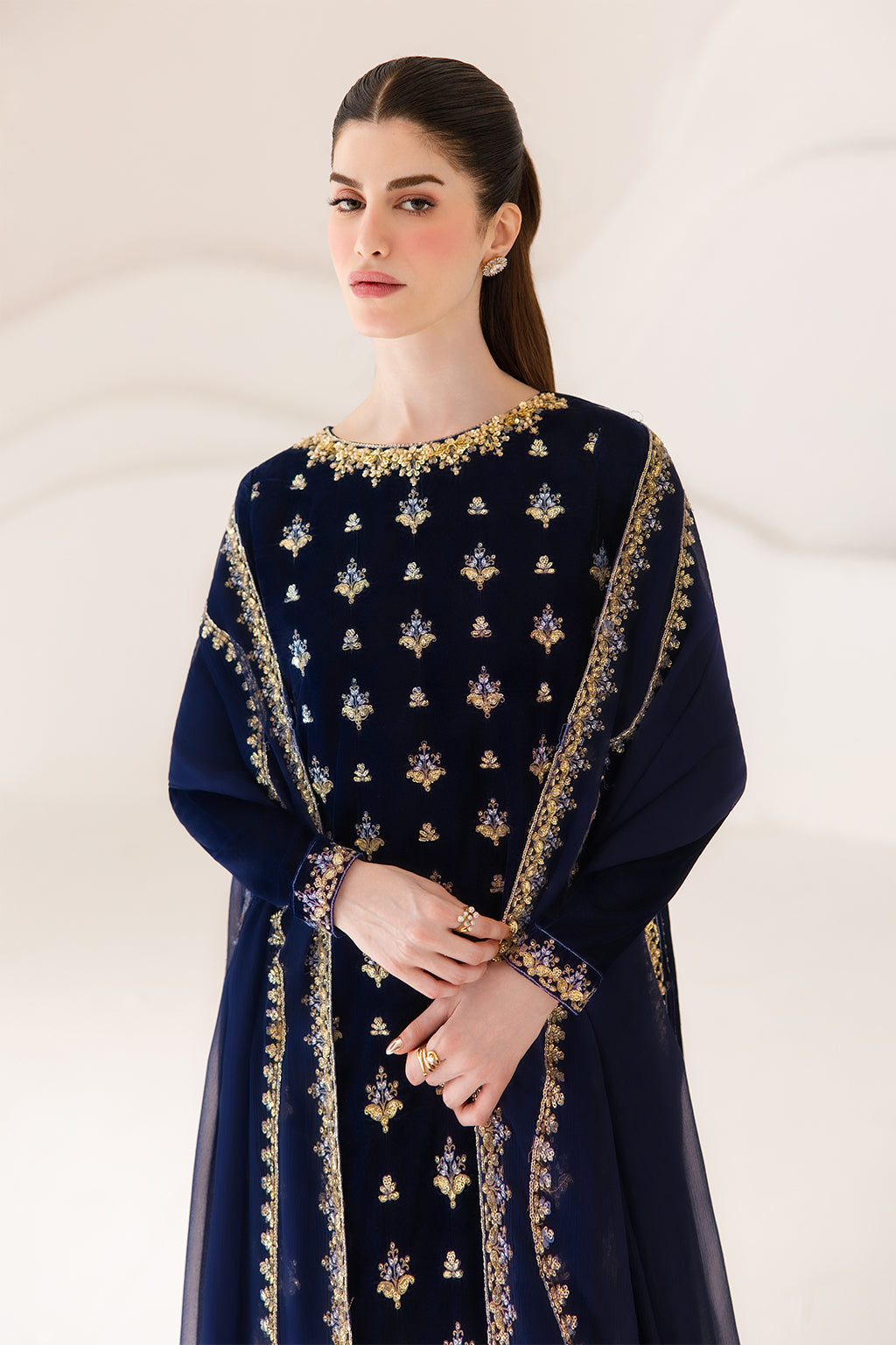 Emaan Adeel Esmeray Emaan Adeel | The Velvet Affair '26 image 2