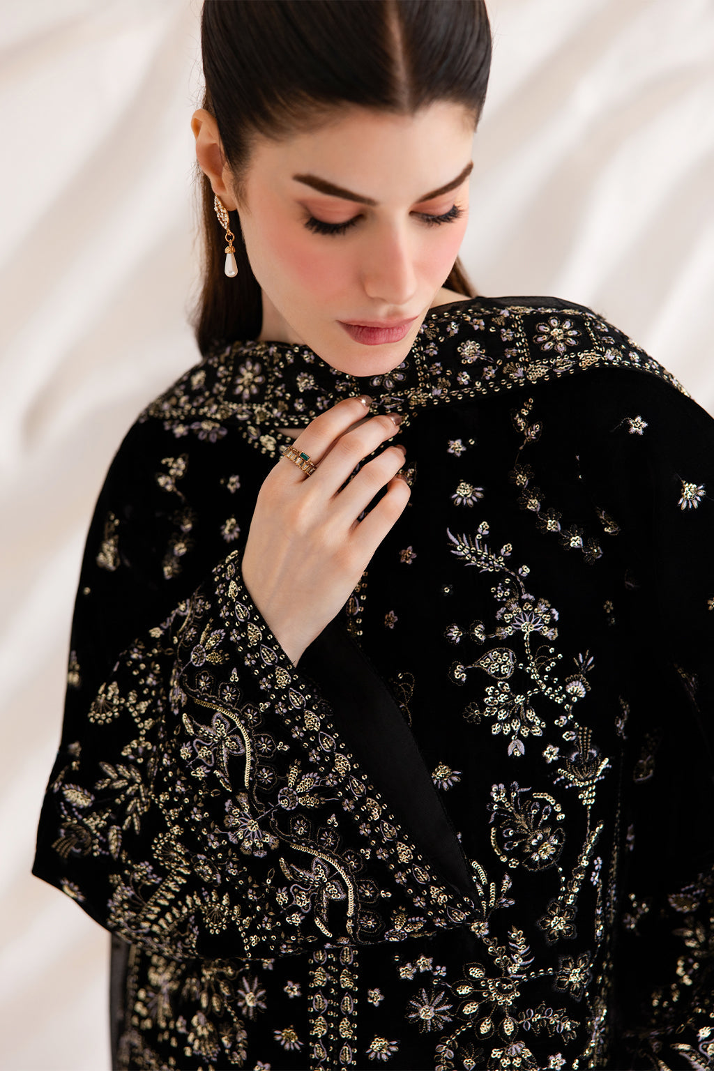 Emaan Adeel Livia Emaan Adeel | The Velvet Affair '26 image 6