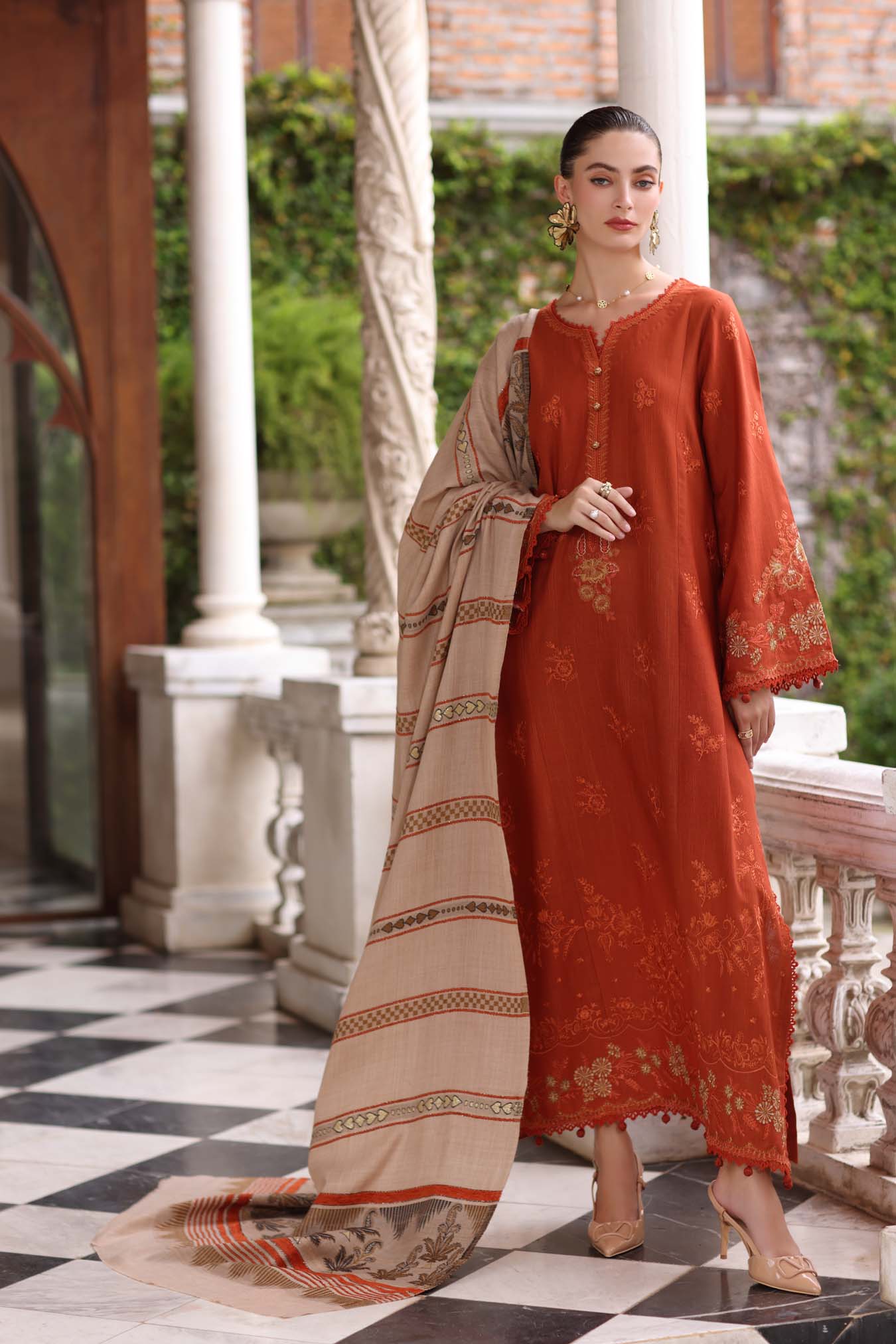 Saadia Asad Rustique Saadia Asad | Noor Luxury Winter Pashmina image 2