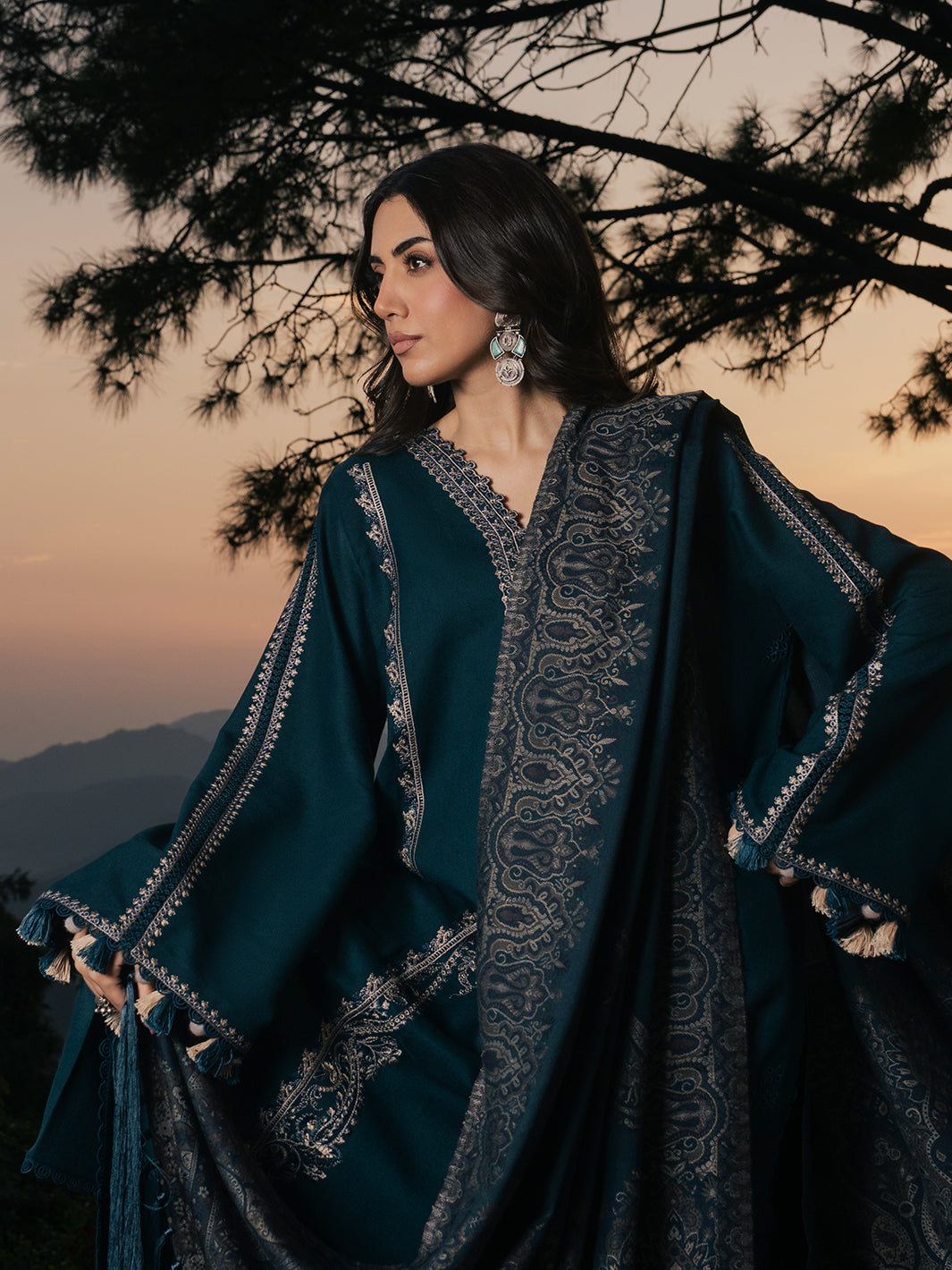 Izel ADAA Musafir Winter '26 stitched Pakistani designer outfit look 2