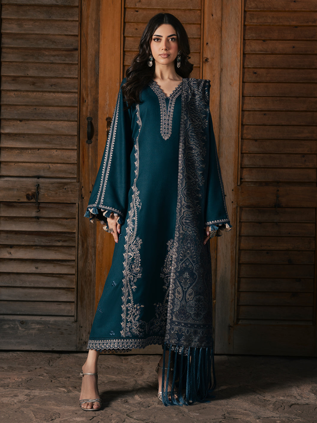 Izel ADAA Musafir Winter '26 Pakistani designer outfit look 1