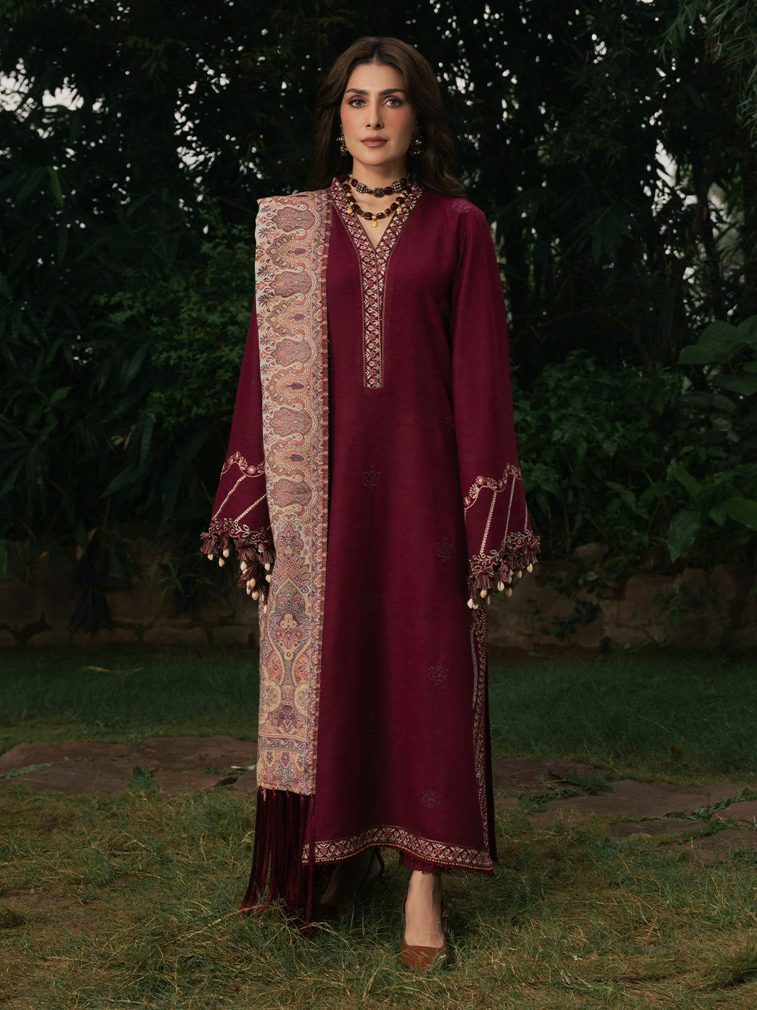 Izel AFROZE Musafir Winter '26 stitched Pakistani designer outfit look 1