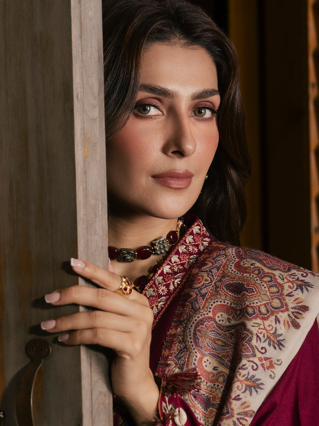 Izel AFROZE Musafir Winter '26 stitched Pakistani designer outfit look 7