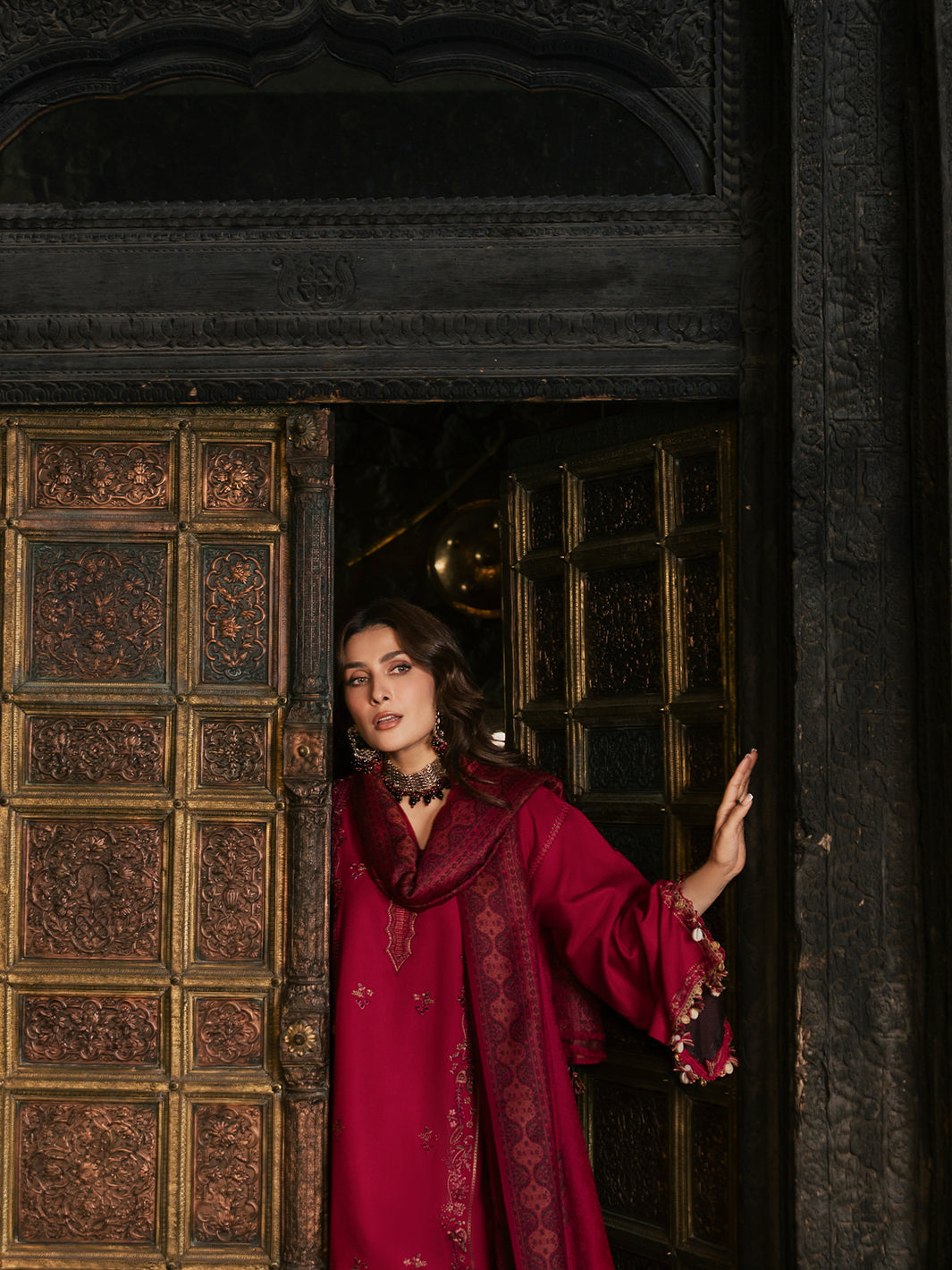 Izel AROHA Musafir Winter '26 Pakistani designer outfit look 8