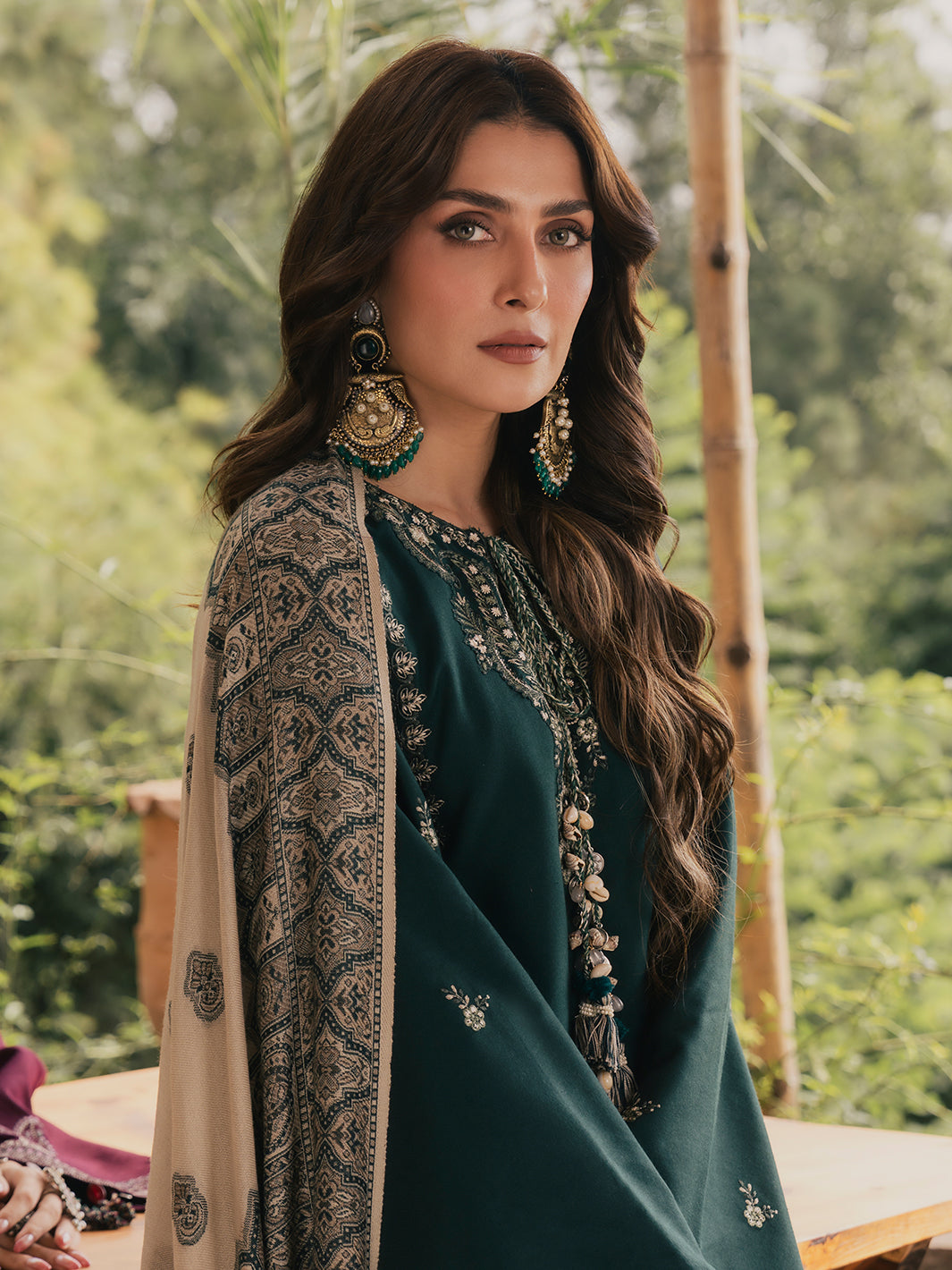 Izel AVEEN Musafir Winter '26 Pakistani designer outfit look 9