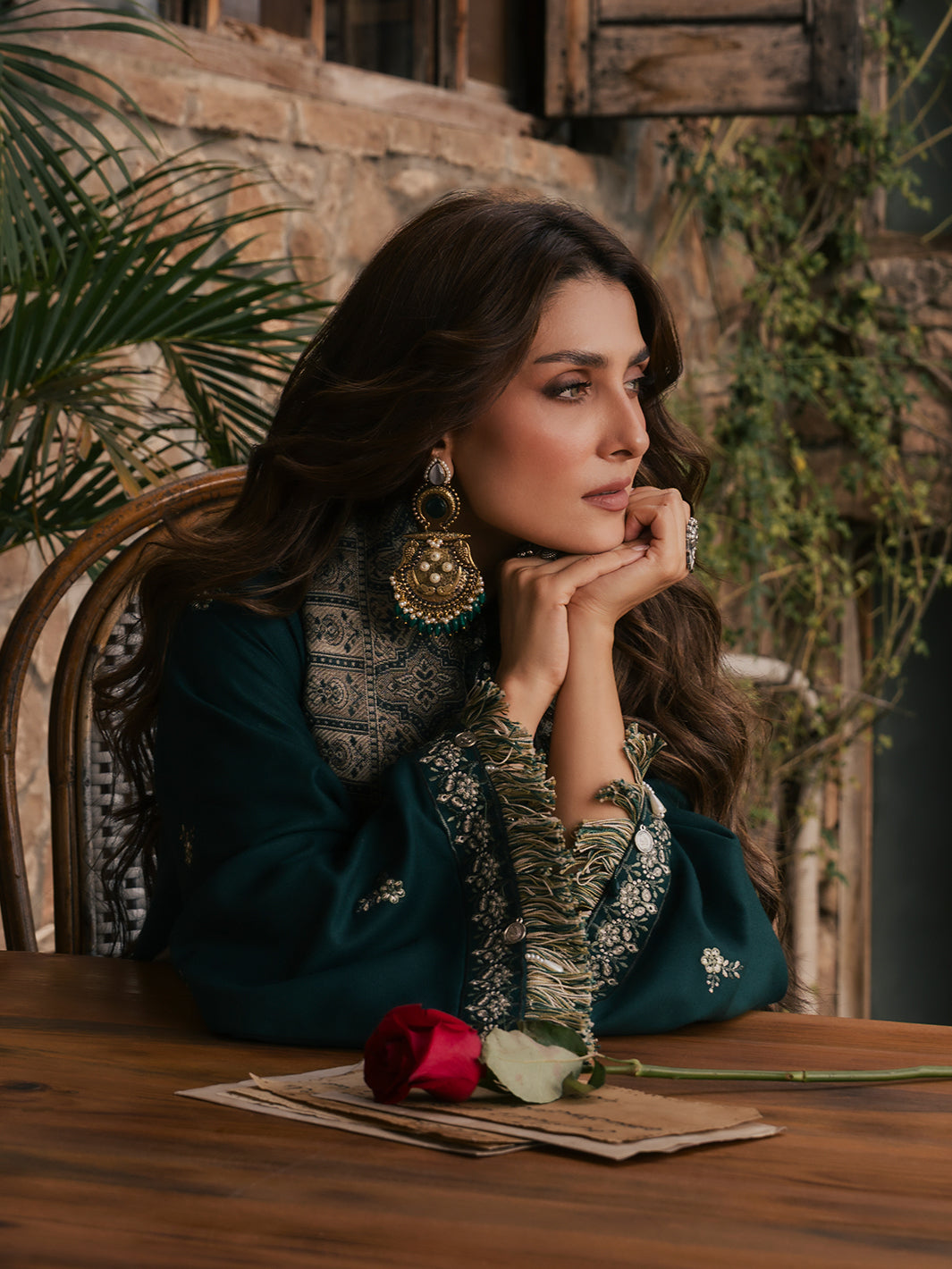 Izel AVEEN Musafir Winter '26 Pakistani designer outfit look 4