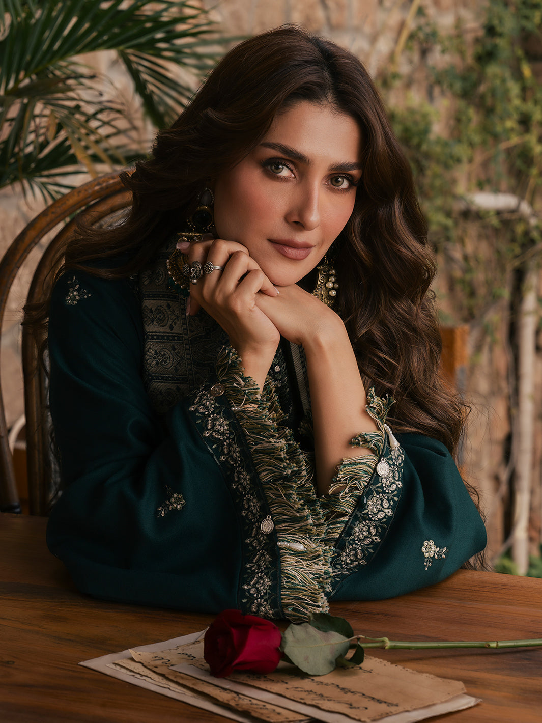 Izel AVEEN Musafir Winter '26 Pakistani designer outfit look 6