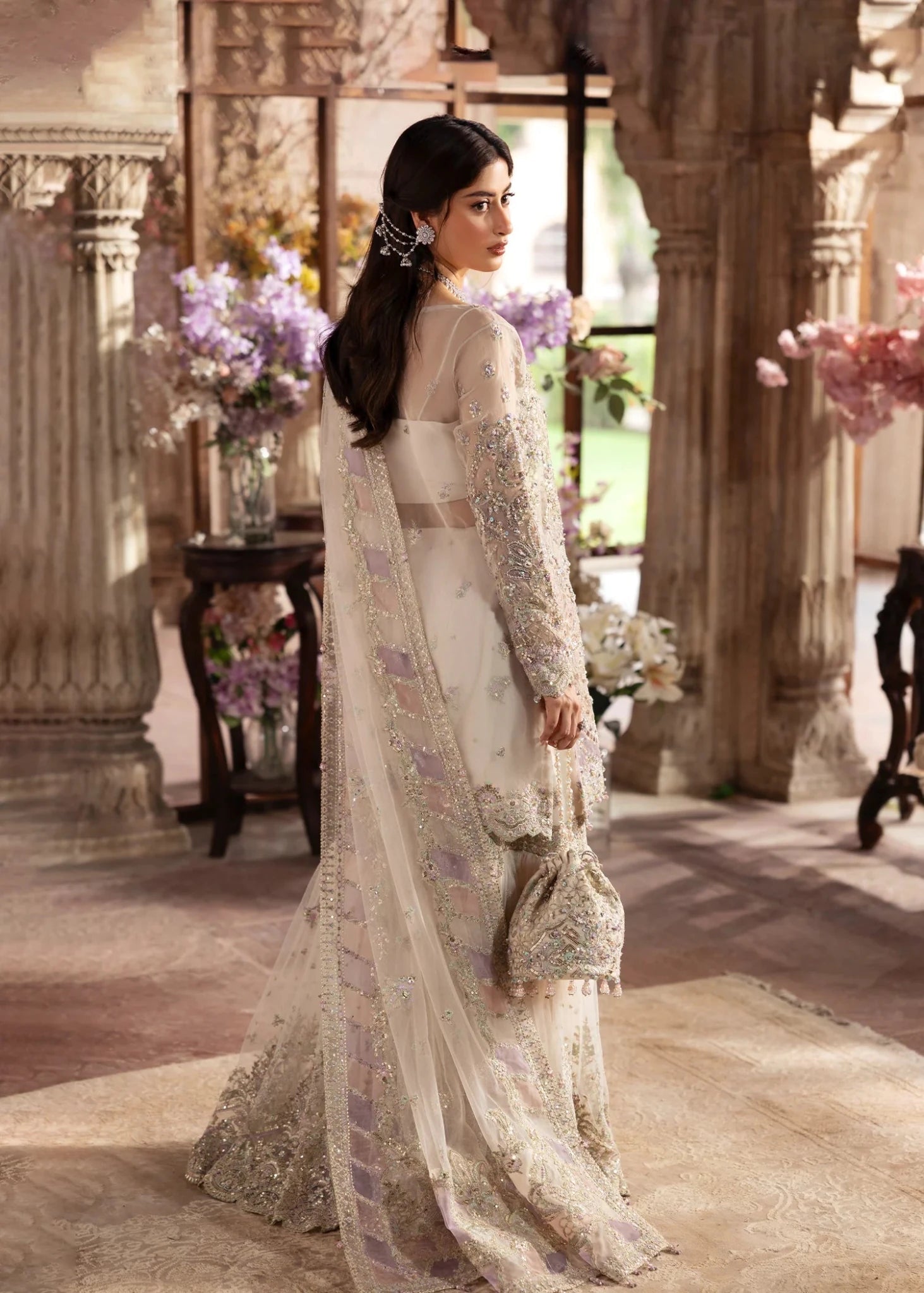 Kanwal Malik Maahi '26 Roshni Ivory festive outfit