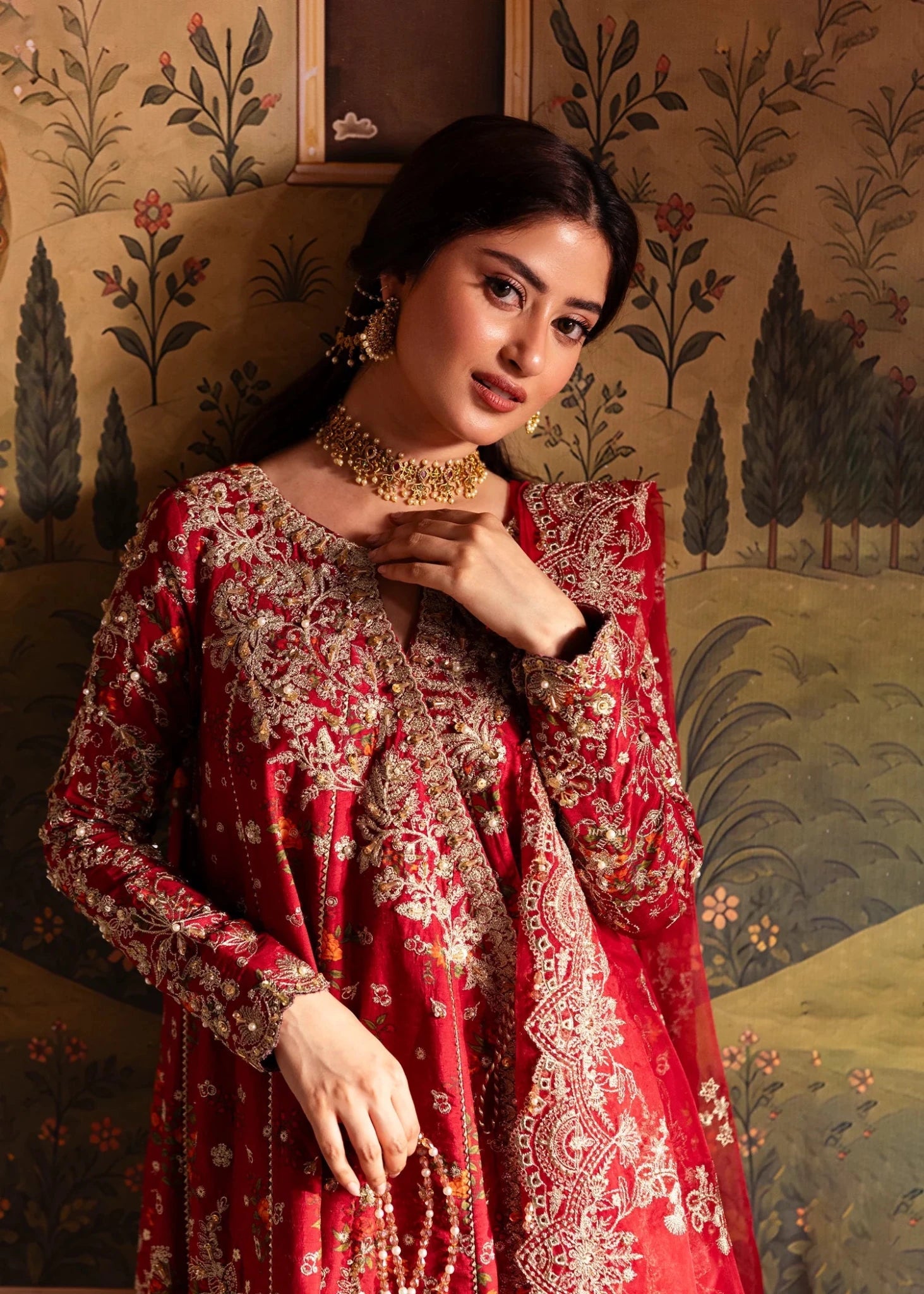 Kanwal Malik Maahi '26 Zarminay Red festive outfit