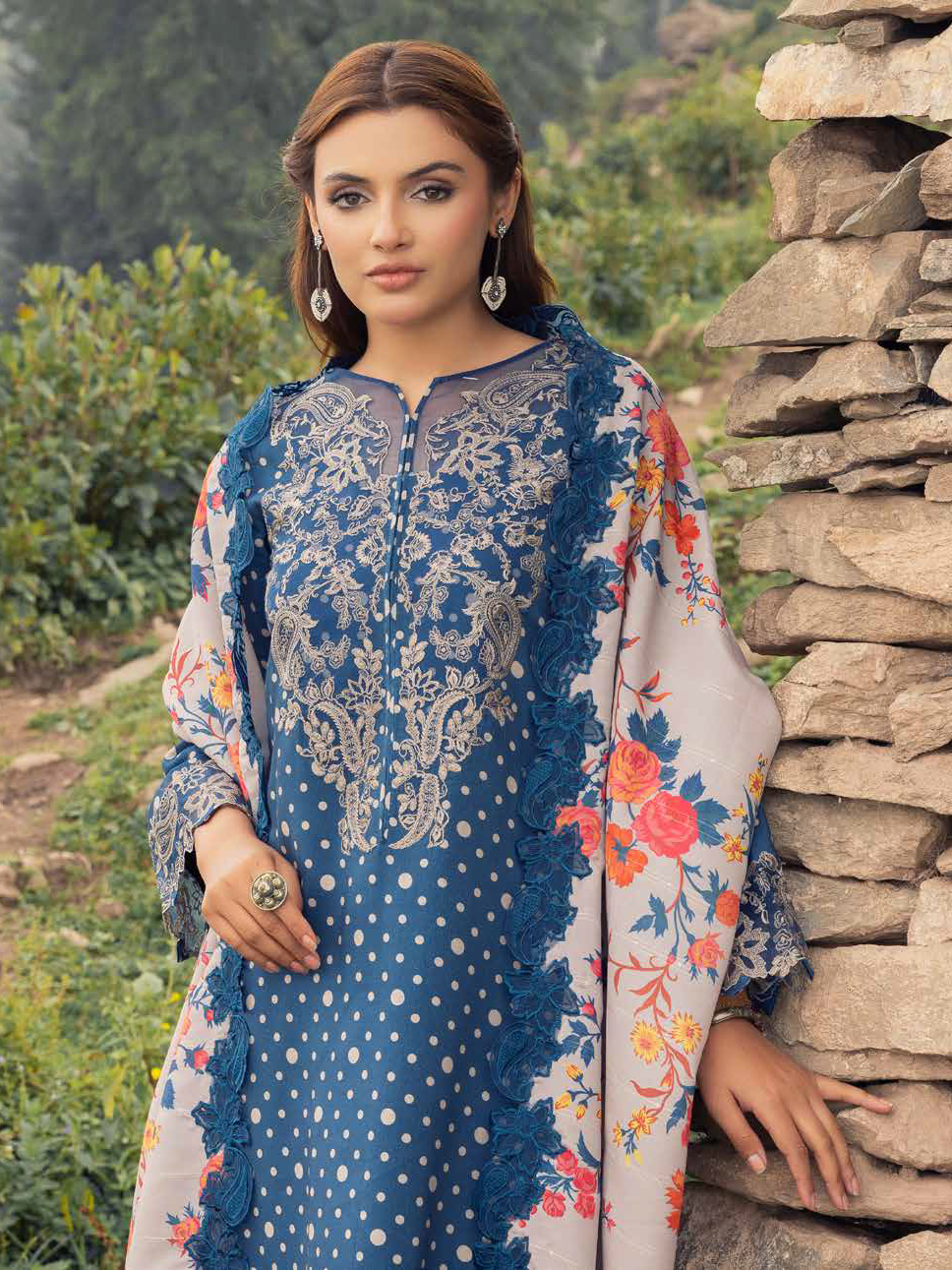 Embroidered Linen 3Pc Suit CCW5-06